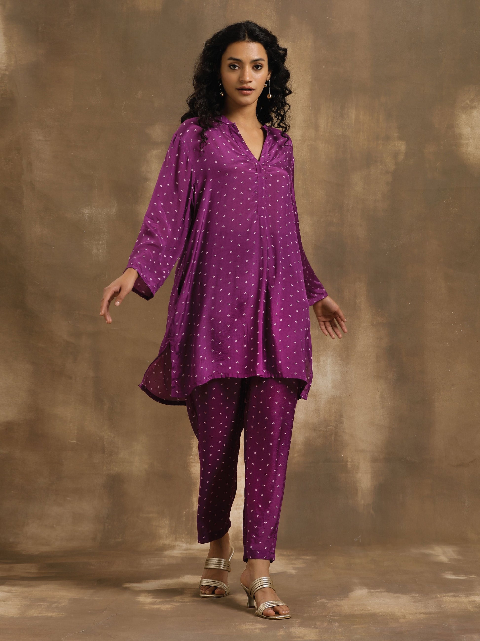 trueBrowns Purple Bandhani Printed Silk Co-Ord Set - Swadesiicart