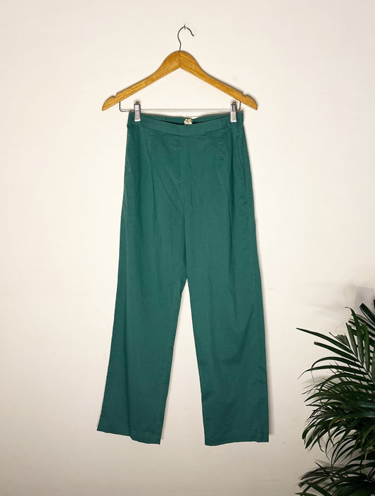 trueBrowns Green Muslin Pant | Swadesiicart