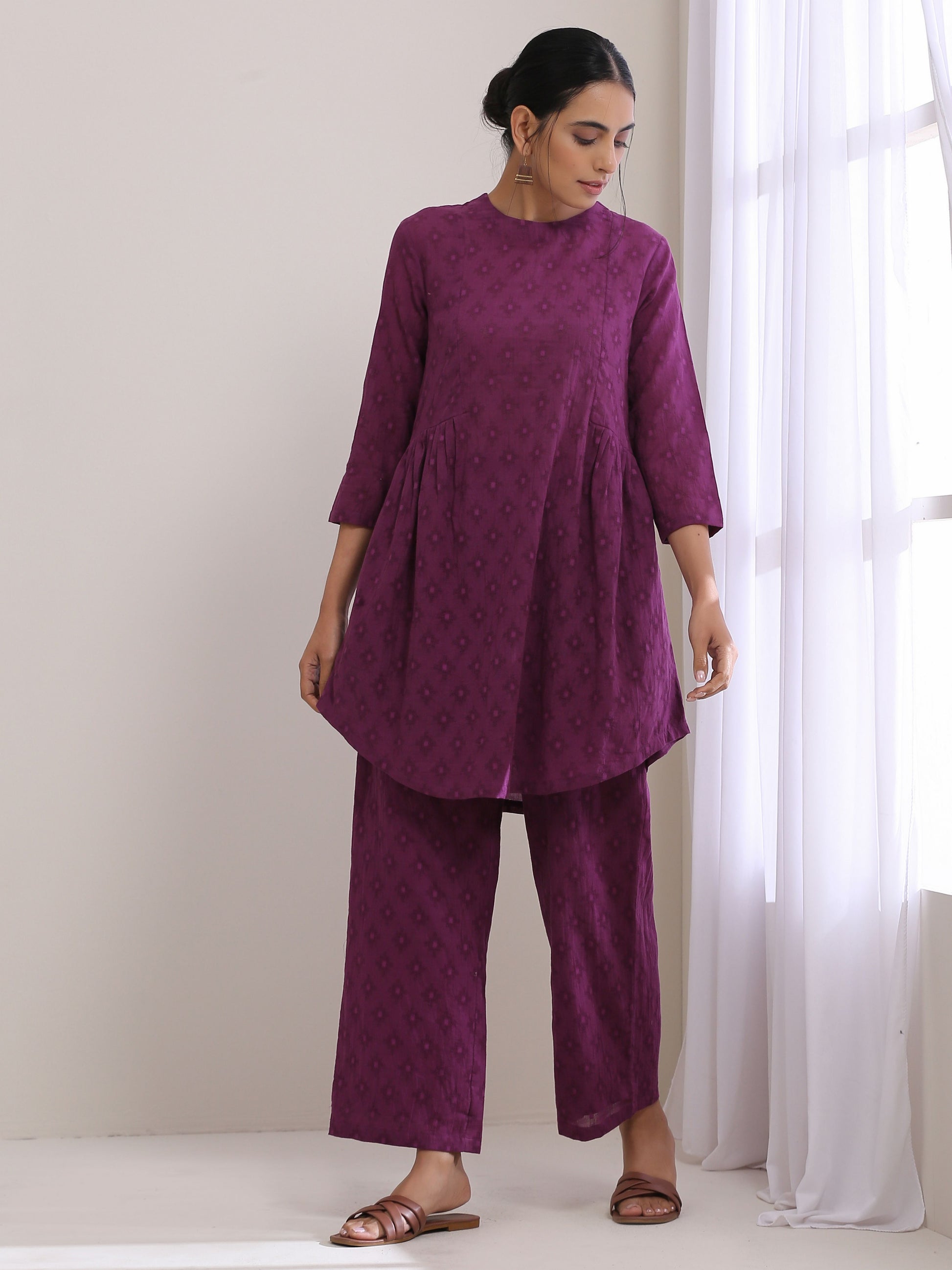 trueBrowns Plum Purple Dobby Gathers Co-Ord Set - Swadesiicart