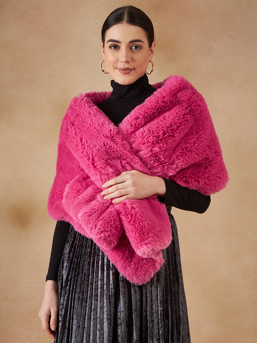 InWeave Women's Light Pink Long Faux Fur Cape - Swadesiicart