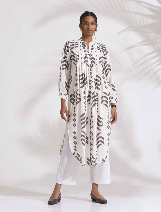 trueBrowns White Cotton Stripe Print Pleated Kurta Set | Swadesiicart