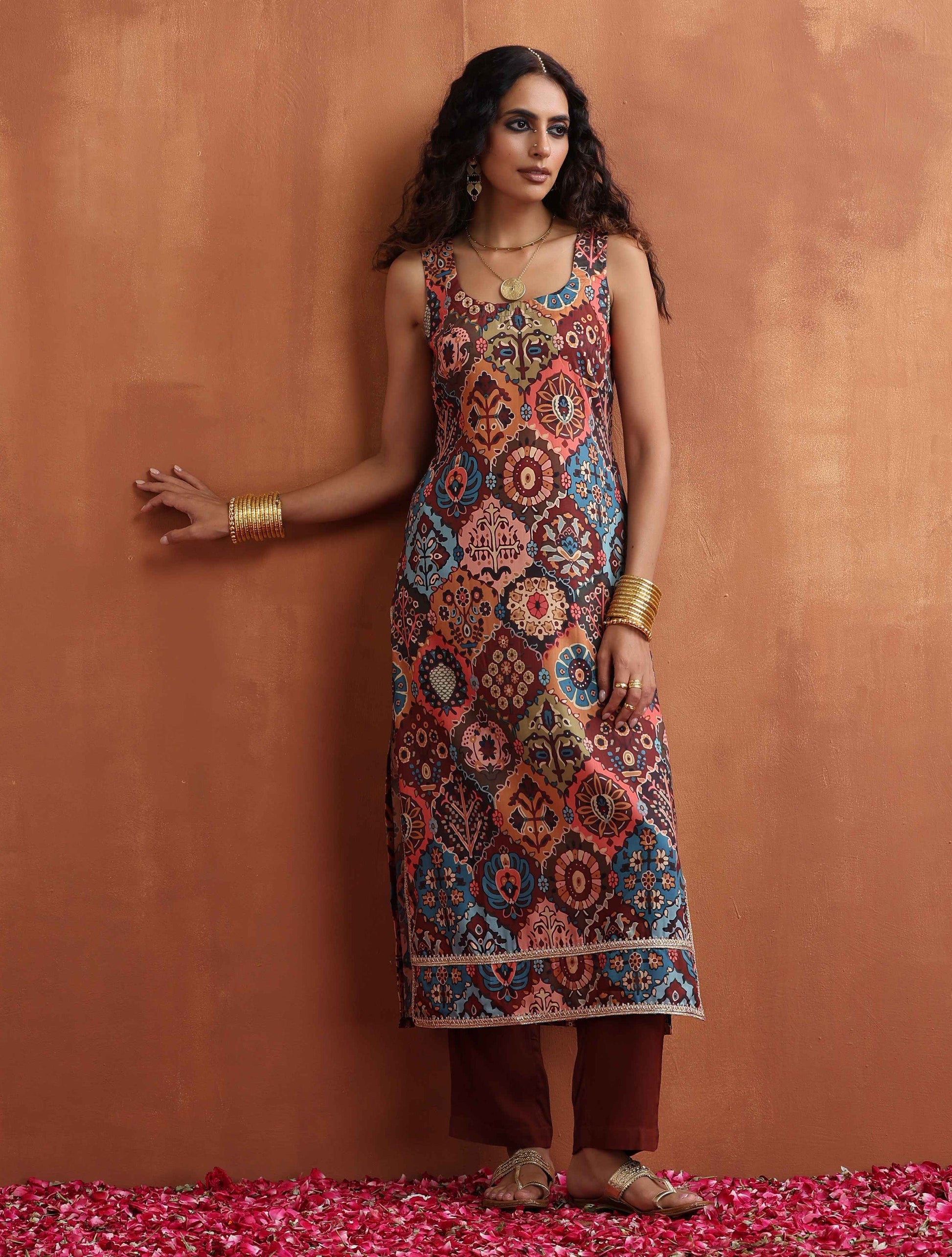 trueBrowns Cola Print Straight Kurta Set | Swadesiicart