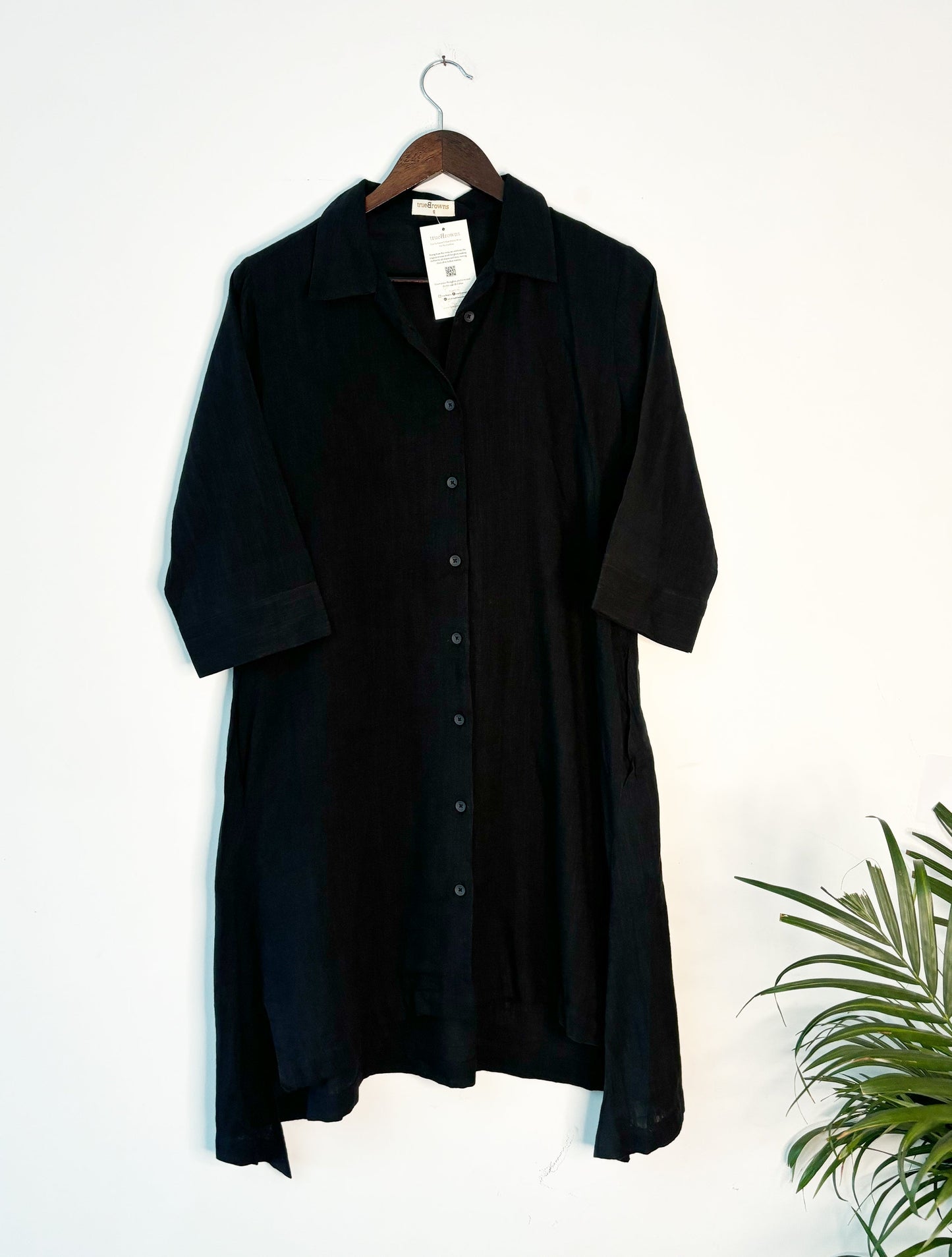 trueBrowns Black Slub Short Shirt Top | Swadesiicart
