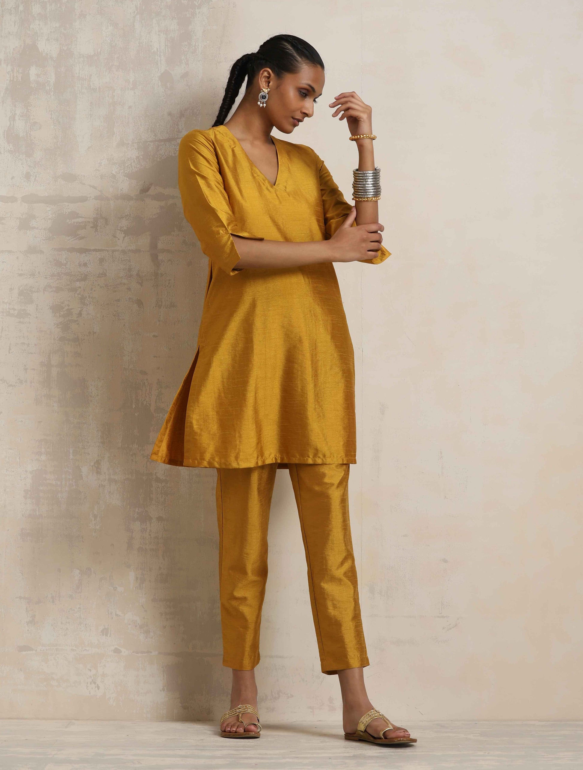 trueBrowns Gold Silk Kurta Co-ord Set - Swadesiicart