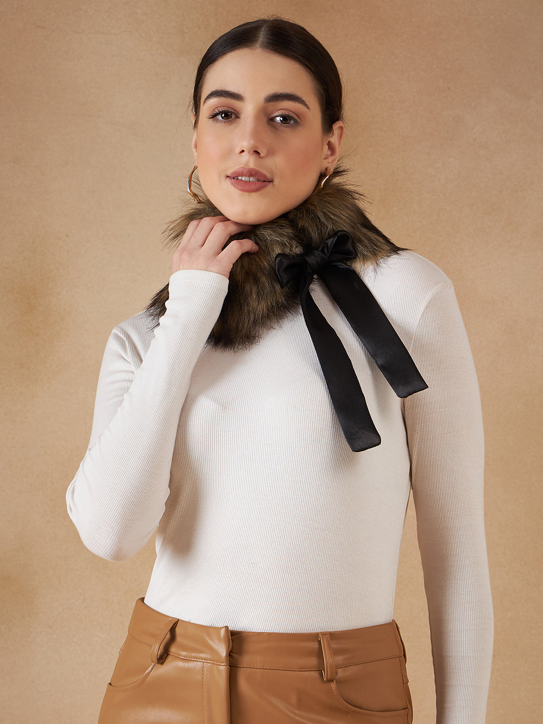 InWeave Women's Beige Print Fur Neckpiece - Swadesiicart