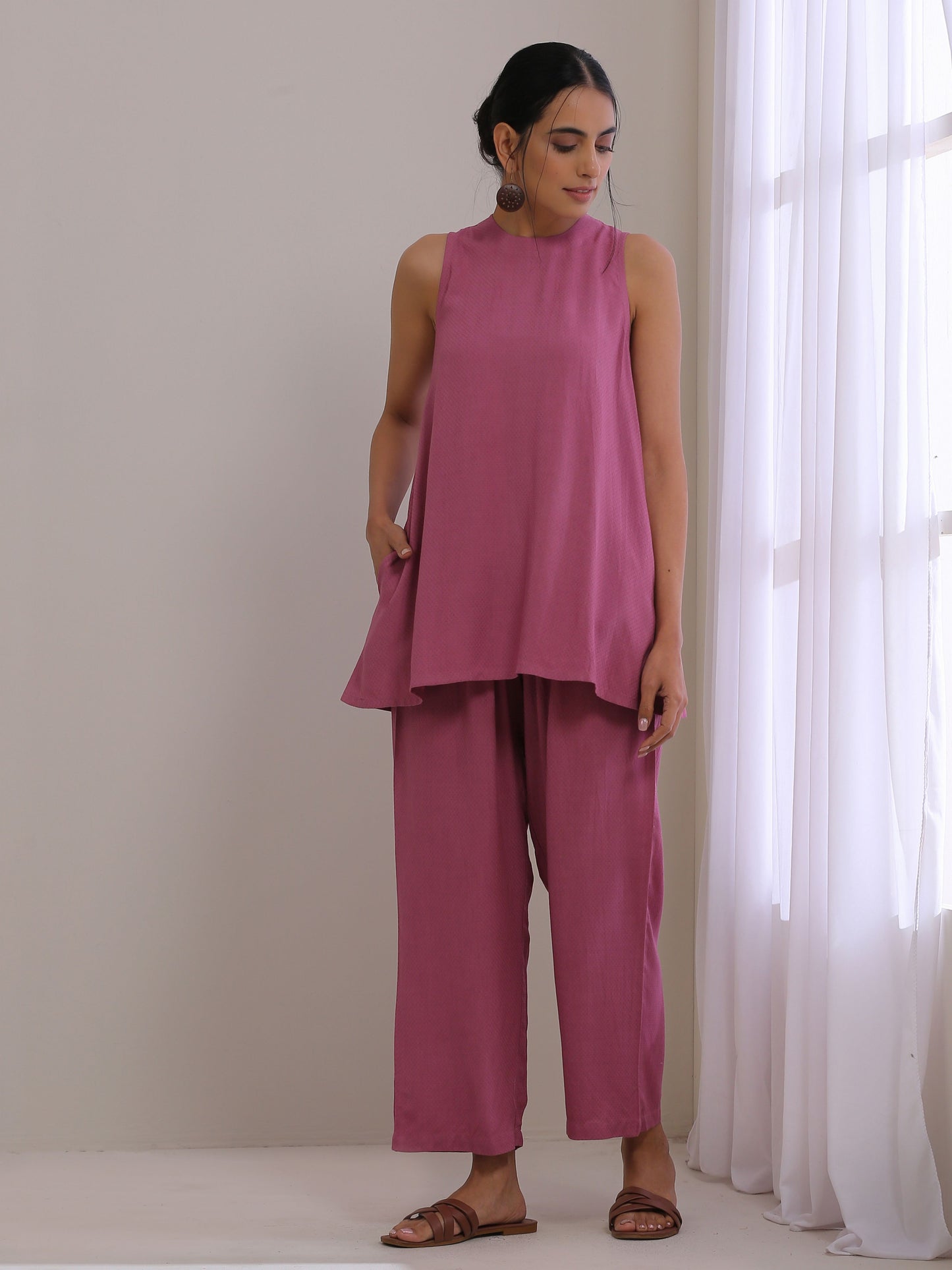 trueBrowns Onion Pink Dobby Sleeveless Short Co-Ord Set - Swadesiicart