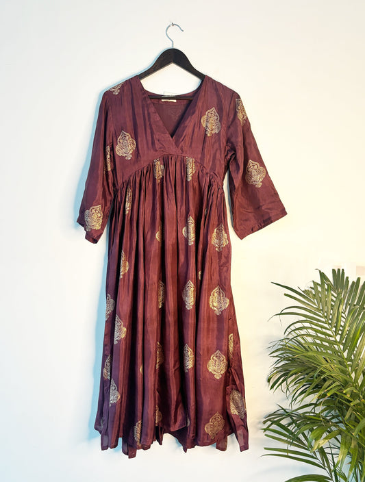 trueBrowns Wine Zari Kurta | Swadesiicart