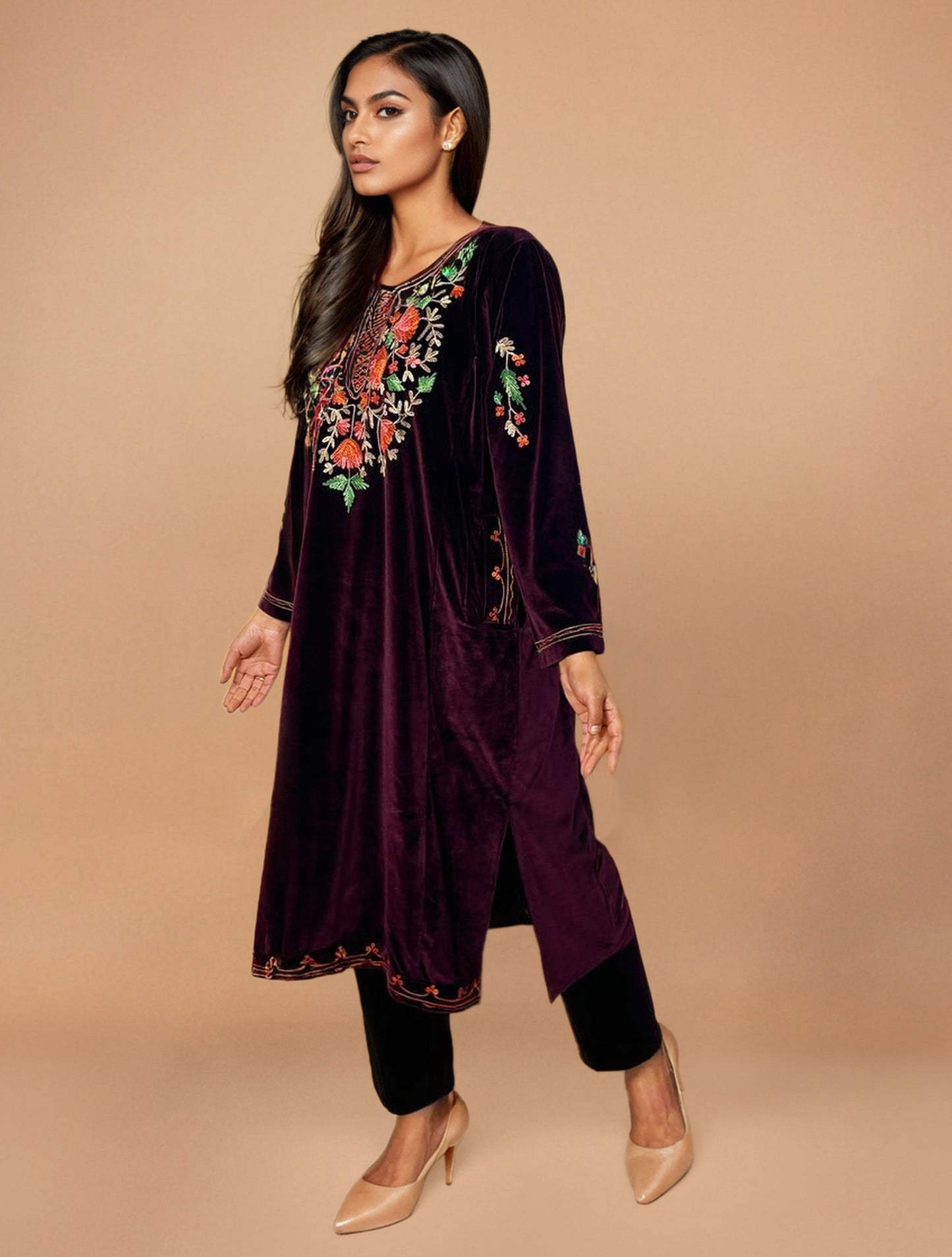 trueBrowns Maroon Velvet Embroidered Kurta Set | Swadesiicart
