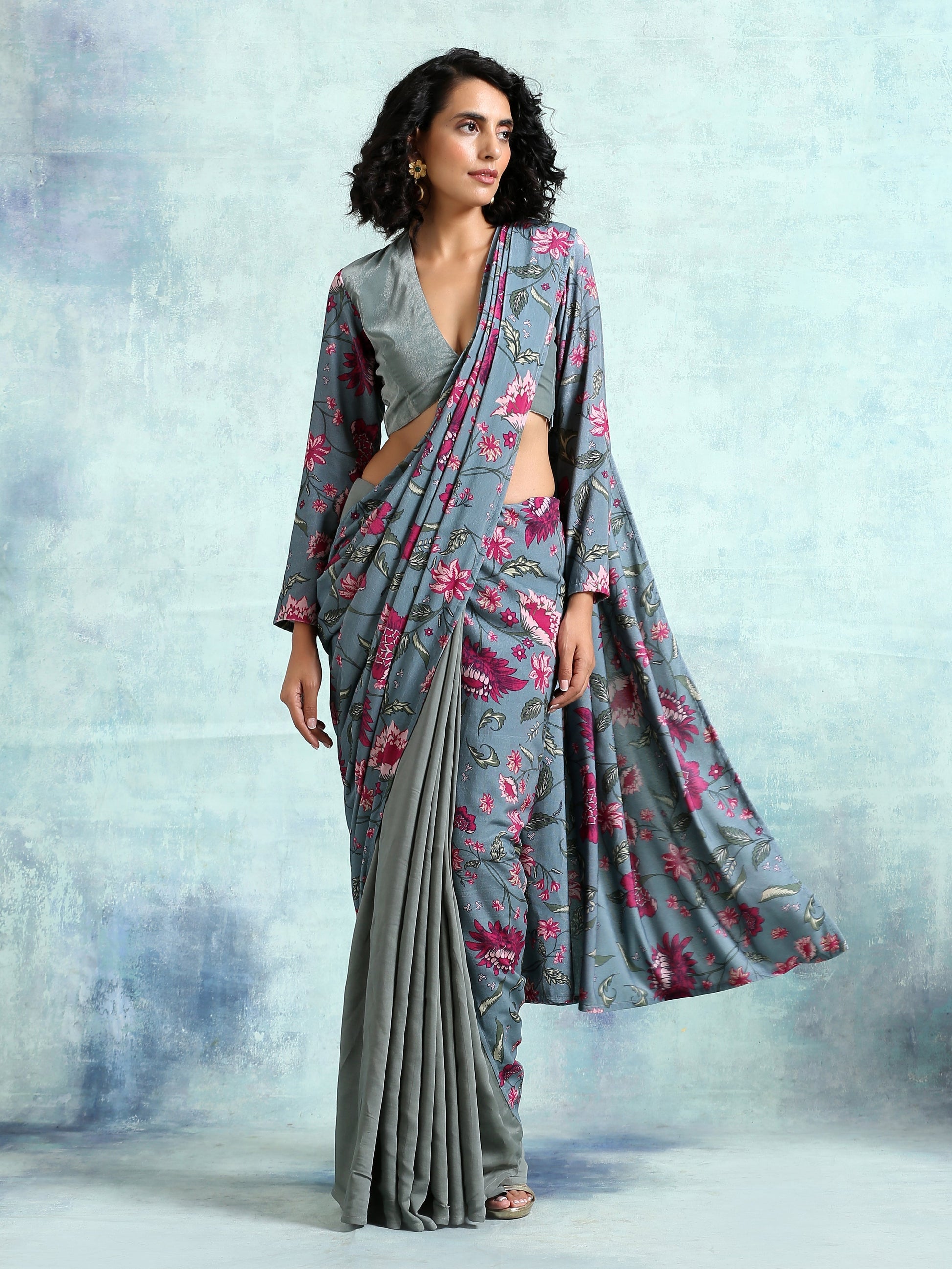 trueBrowns Grey Printed Velvet Ready to Wear Saree | Swadesiicart
