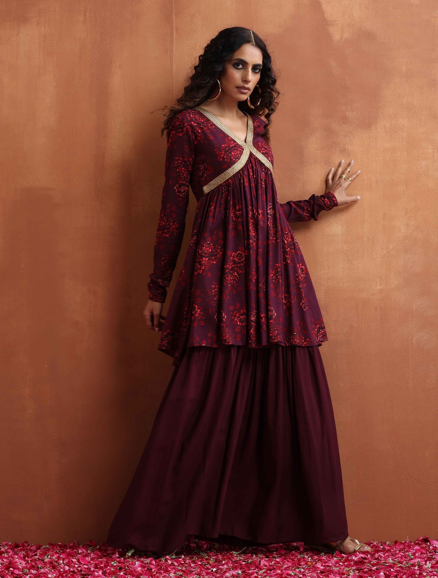 trueBrowns Purple Floral Print Sharara Set | Swadesiicart