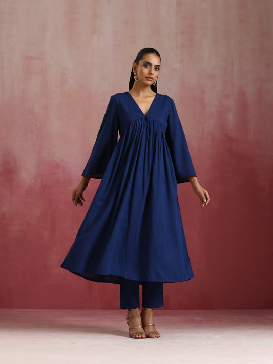 trueBrowns Blue Cotton Dobby Kurta Set | Swadesiicart