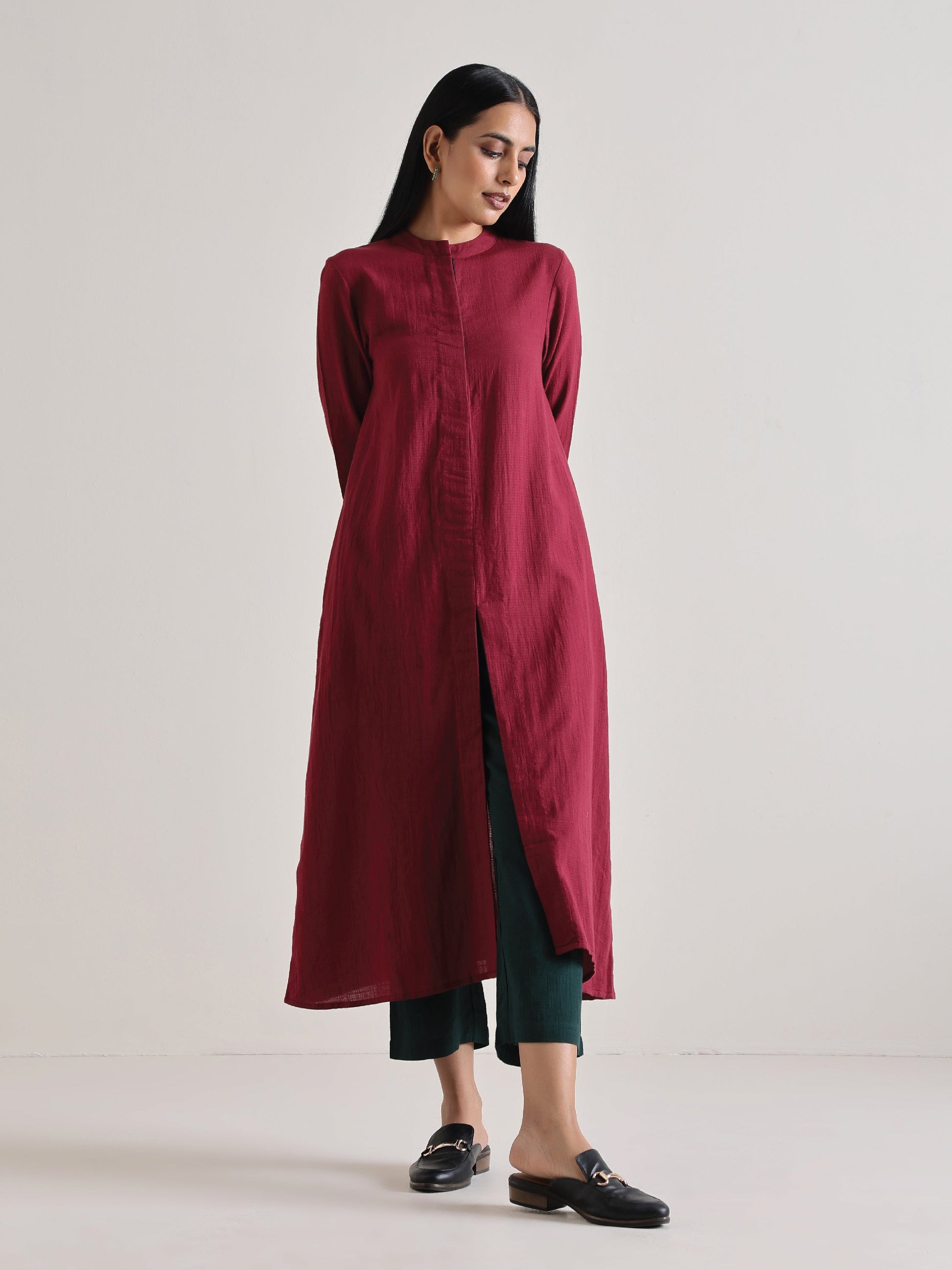 trueBrowns Maroon Placket Kurta Pant Set | Swadesiicart