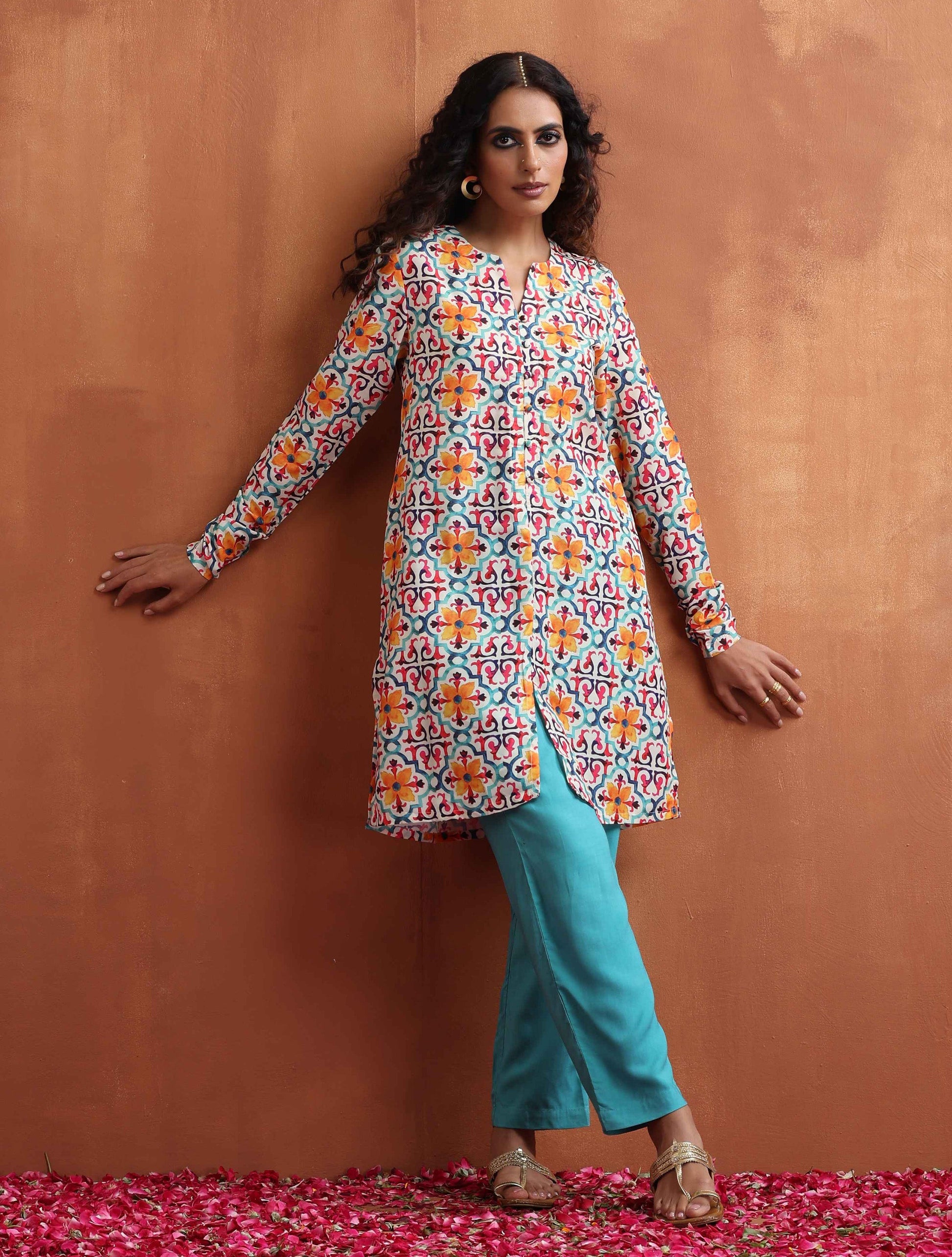 trueBrowns Off White Print Kurta Co-ord Set - Swadesiicart