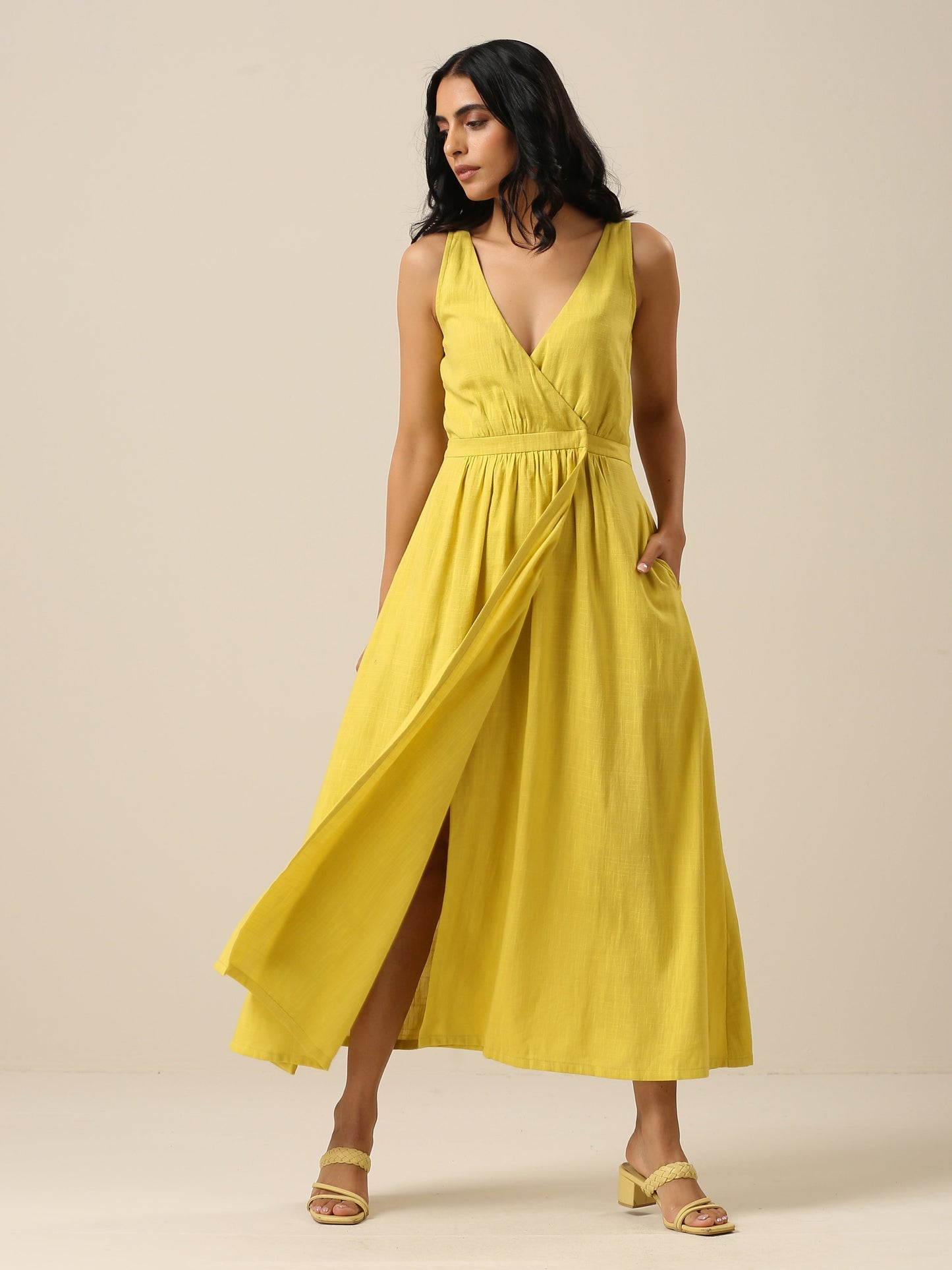 trueBrowns Lime Slub Texture Sleeveless Wrap Dress | Swadesiicart