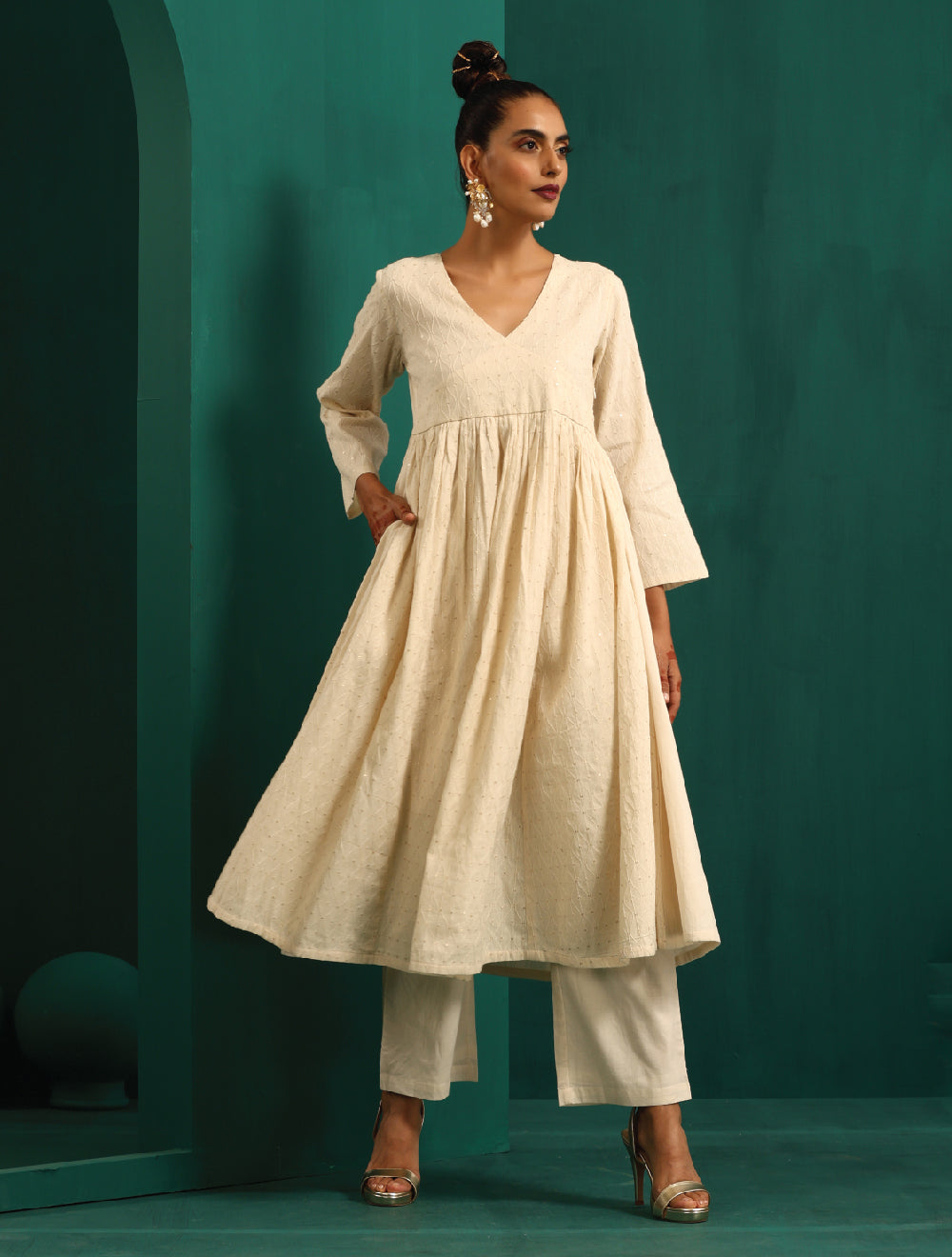 trueBrowns Ivory Tonal Cotton Anarkali Kurta Pant Set | Swadesiicart