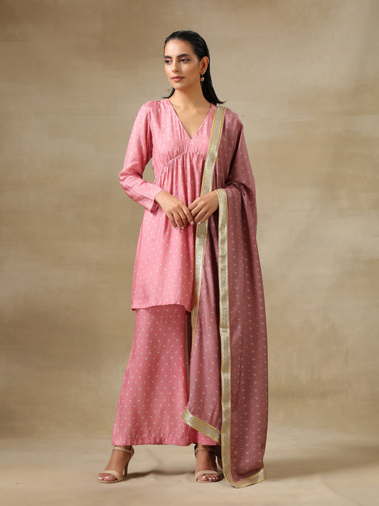 trueBrowns Light Mauve Bandhani Printed Silk Flared Kurta Pant Dupatta Set | Swadesiicart