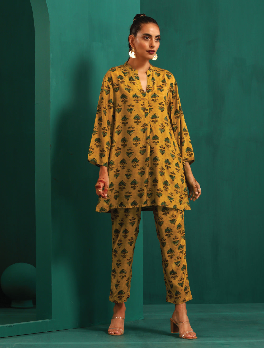 trueBrowns Mustard Flower Stem Muslin Silk Printed Relaxed Co-ord Set - Swadesiicart