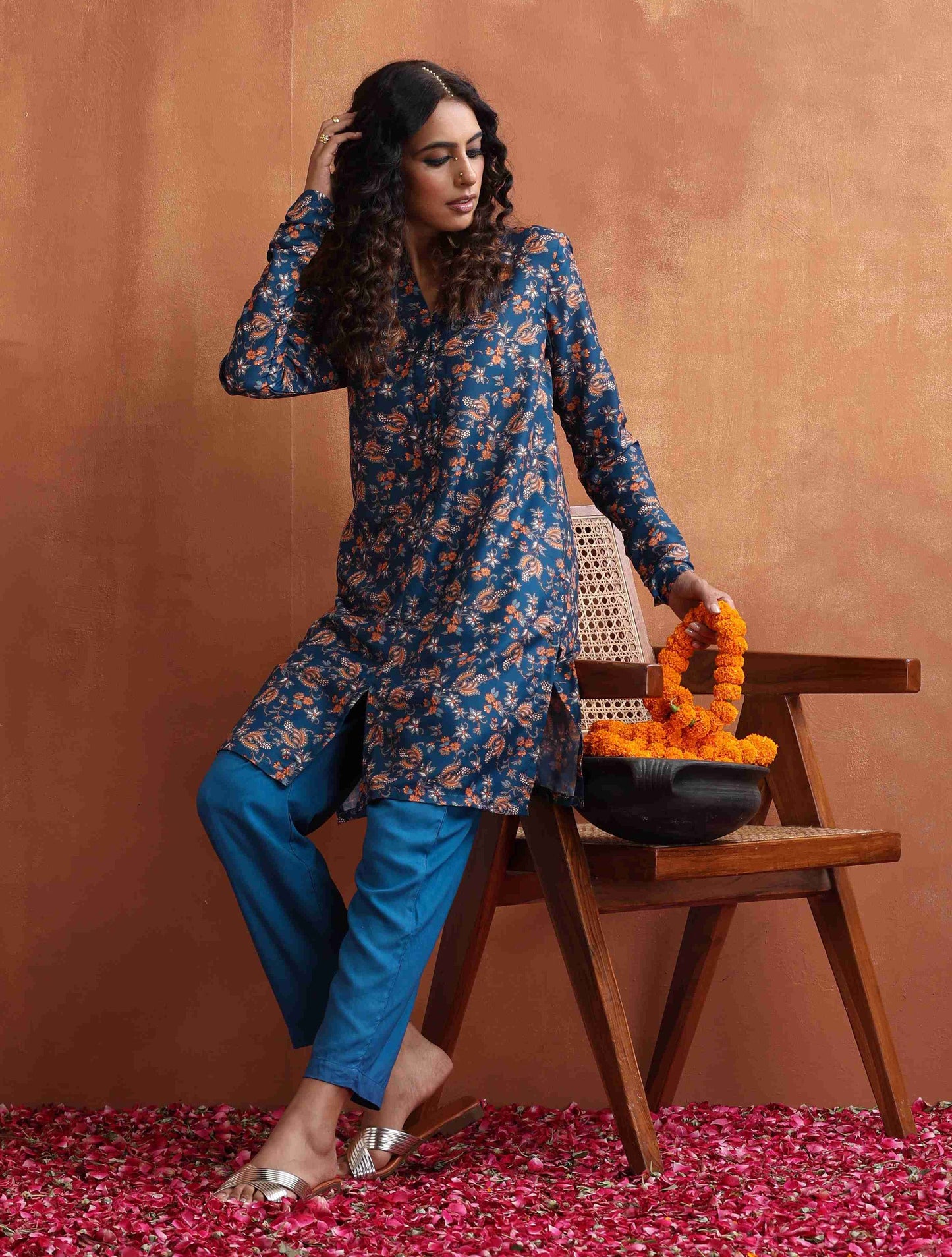 trueBrowns Blue Print Kurta Co-ord Set - Swadesiicart