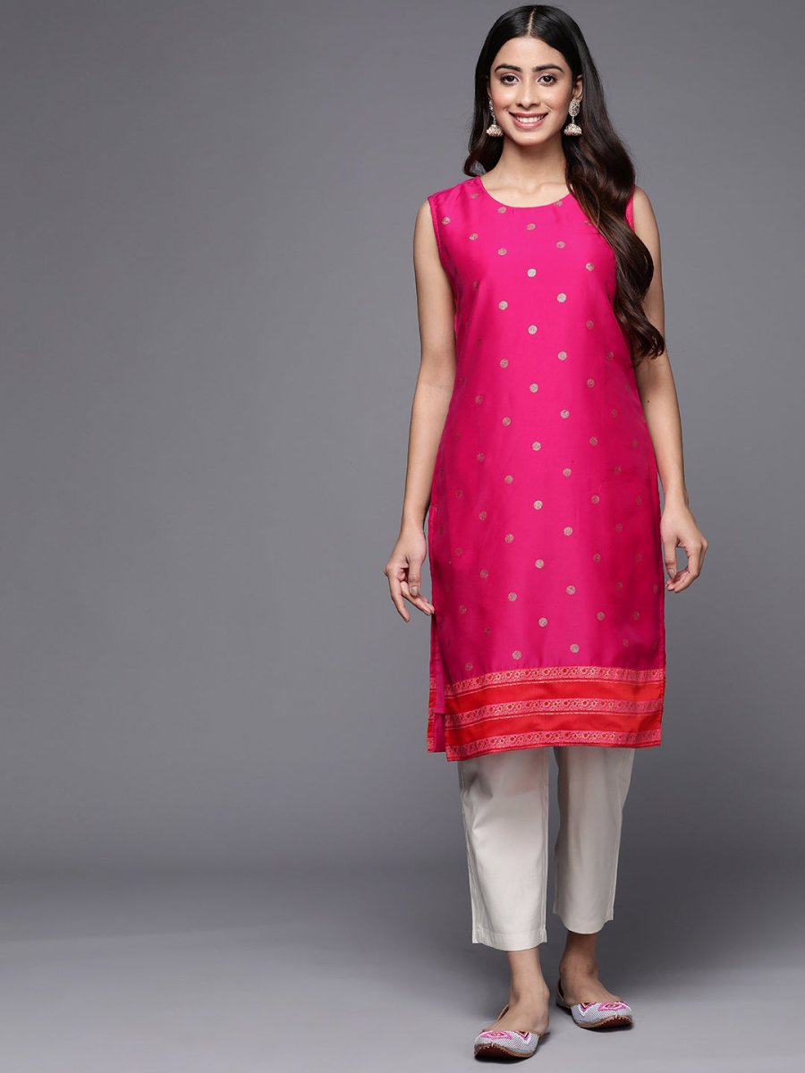 Ahalyaa Women Pink Geometric Printed Kurta | Swadesiicart