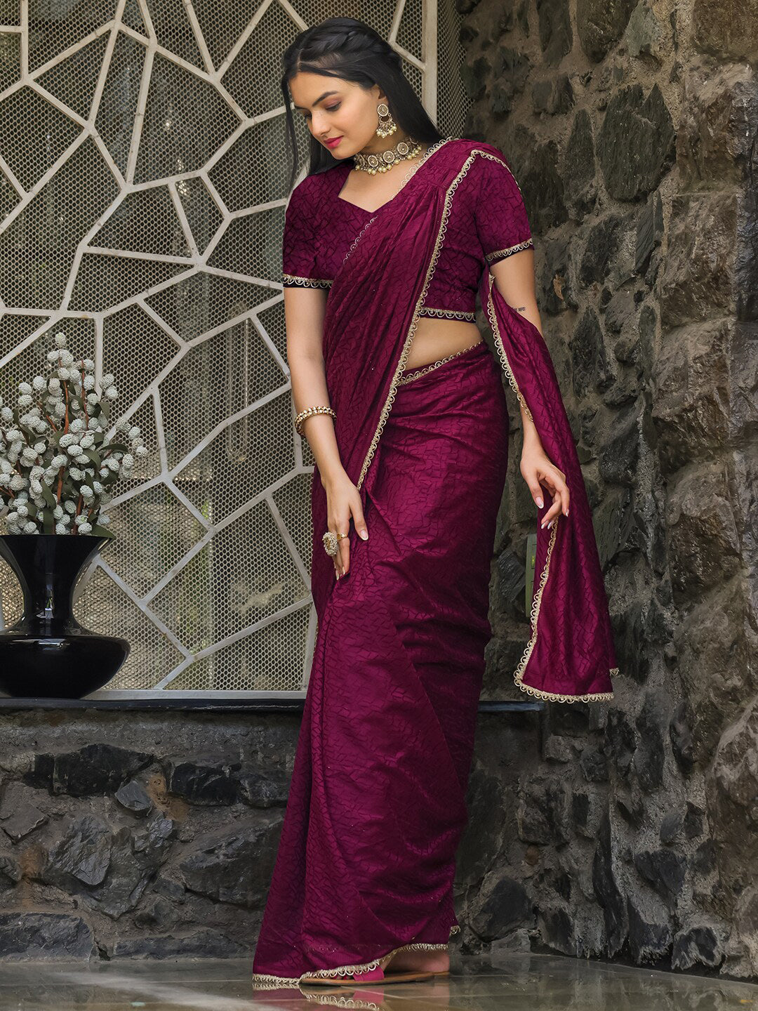 Tikhi Imli Abstract Printed Ready to Wear Saree | Swadesiicart
