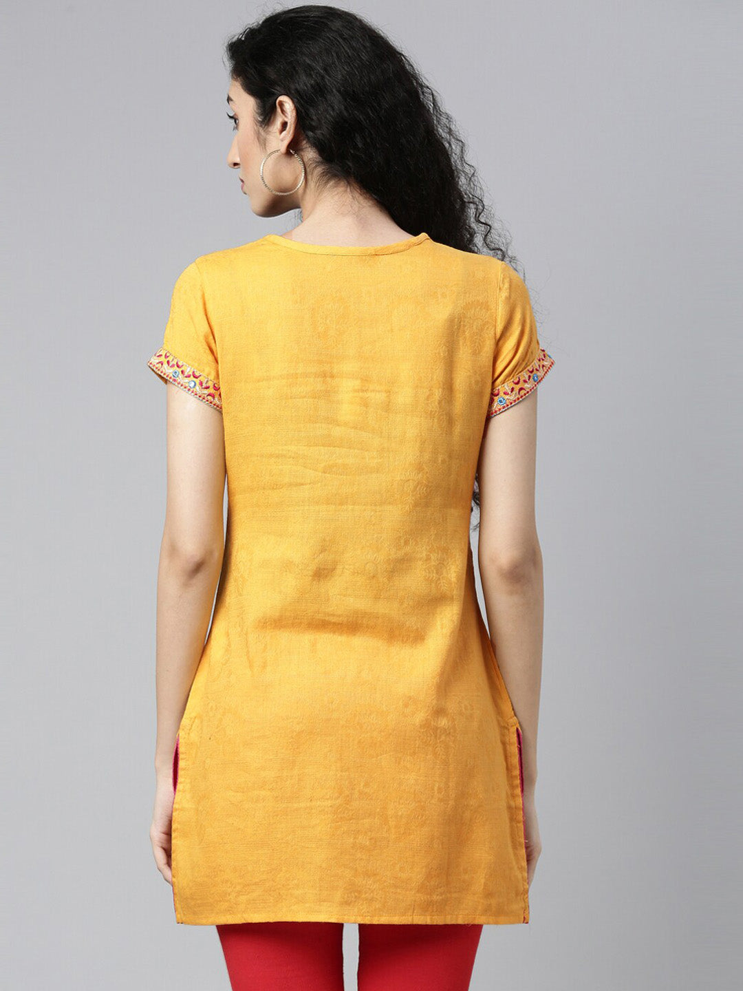 Souchii Women Yellow Embroidered Thread Work Kaftan Kurta - Swadesiicart