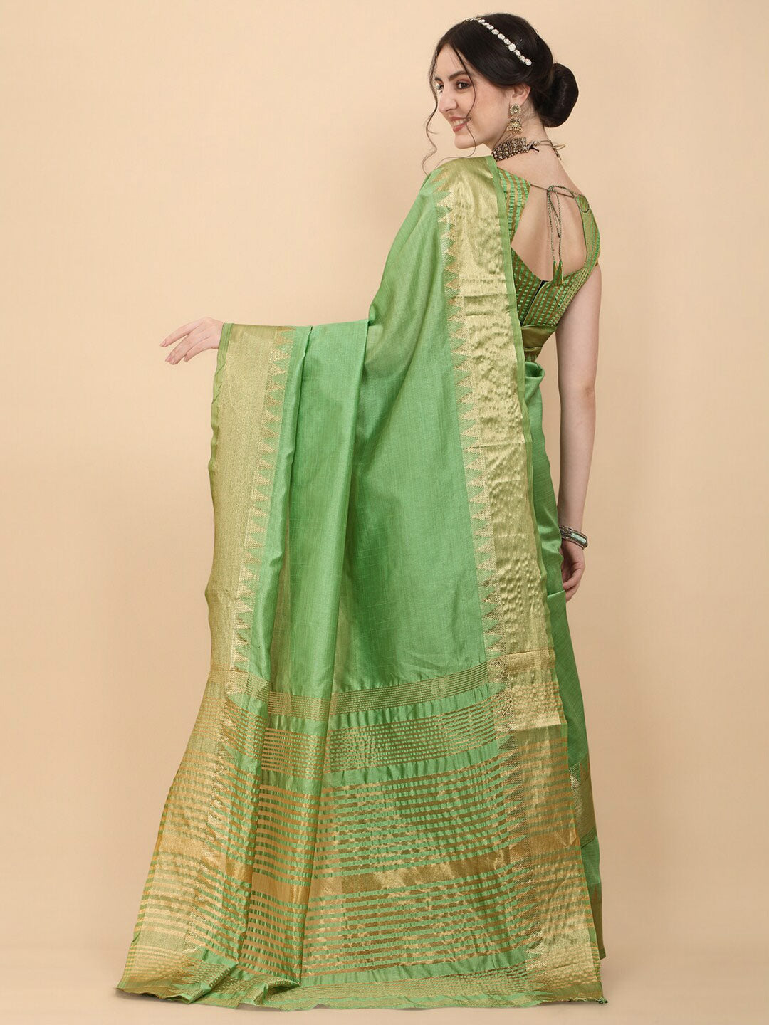 Kalini Green & Gold-Toned Woven Design Zari Silk Blend Banarasi Saree | Swadesiicart