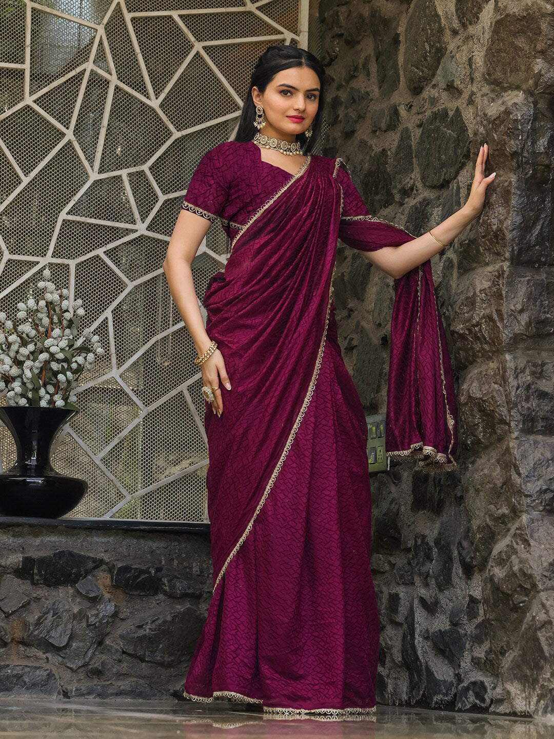 Tikhi Imli Abstract Printed Ready to Wear Saree | Swadesiicart