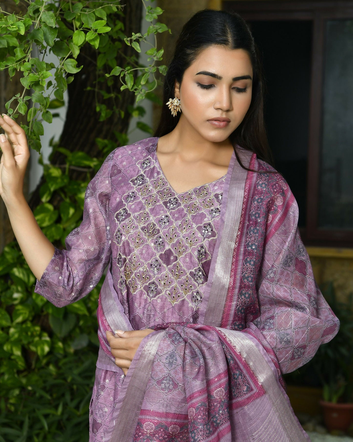 Vaasva Women's Chanderi Printed Suit Set With Pant And Printed Dupatta | Swadesiicart