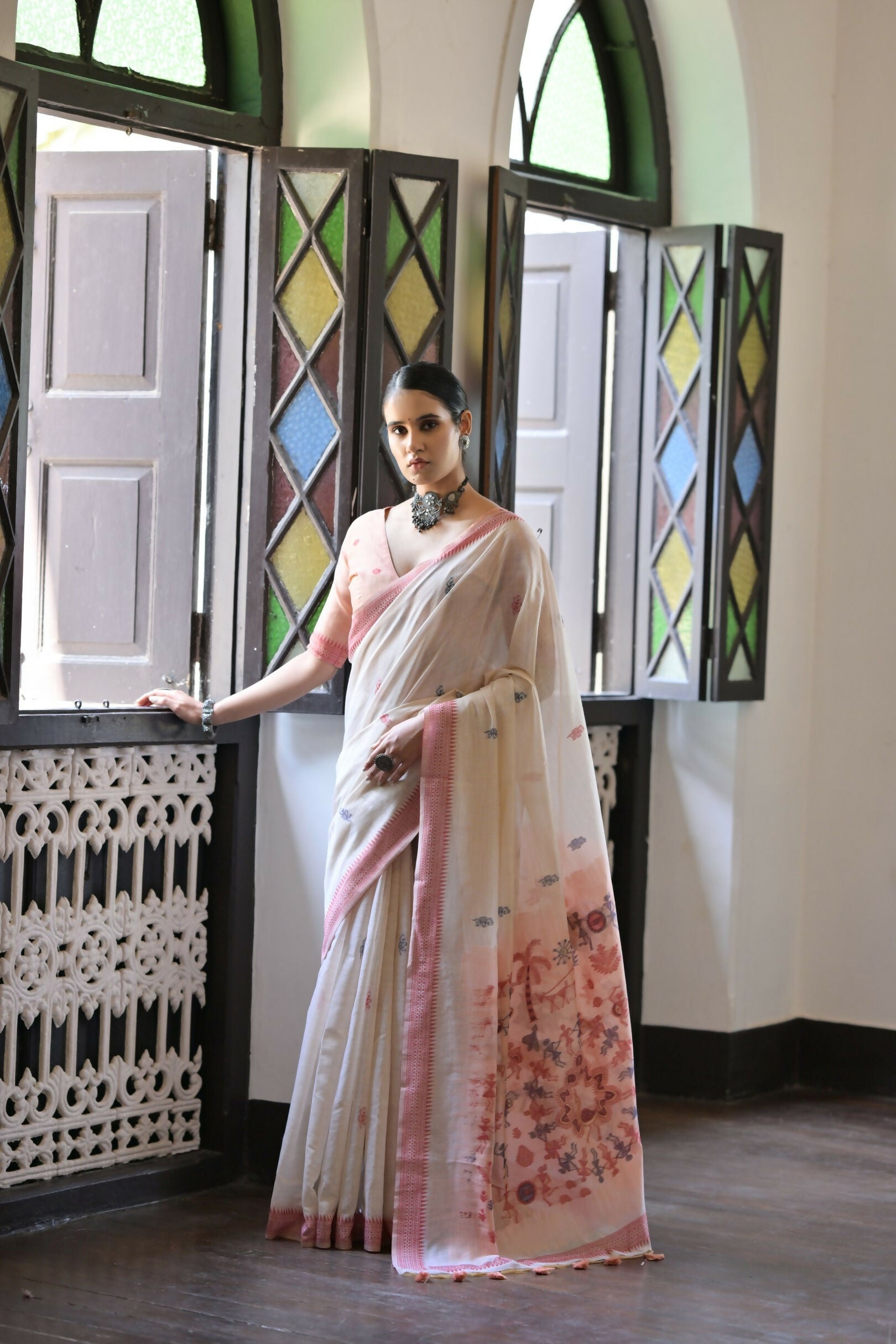 Vishnu Weaves Women's Maroon Muga Cotton Saree with Blouse - Swadesiicart