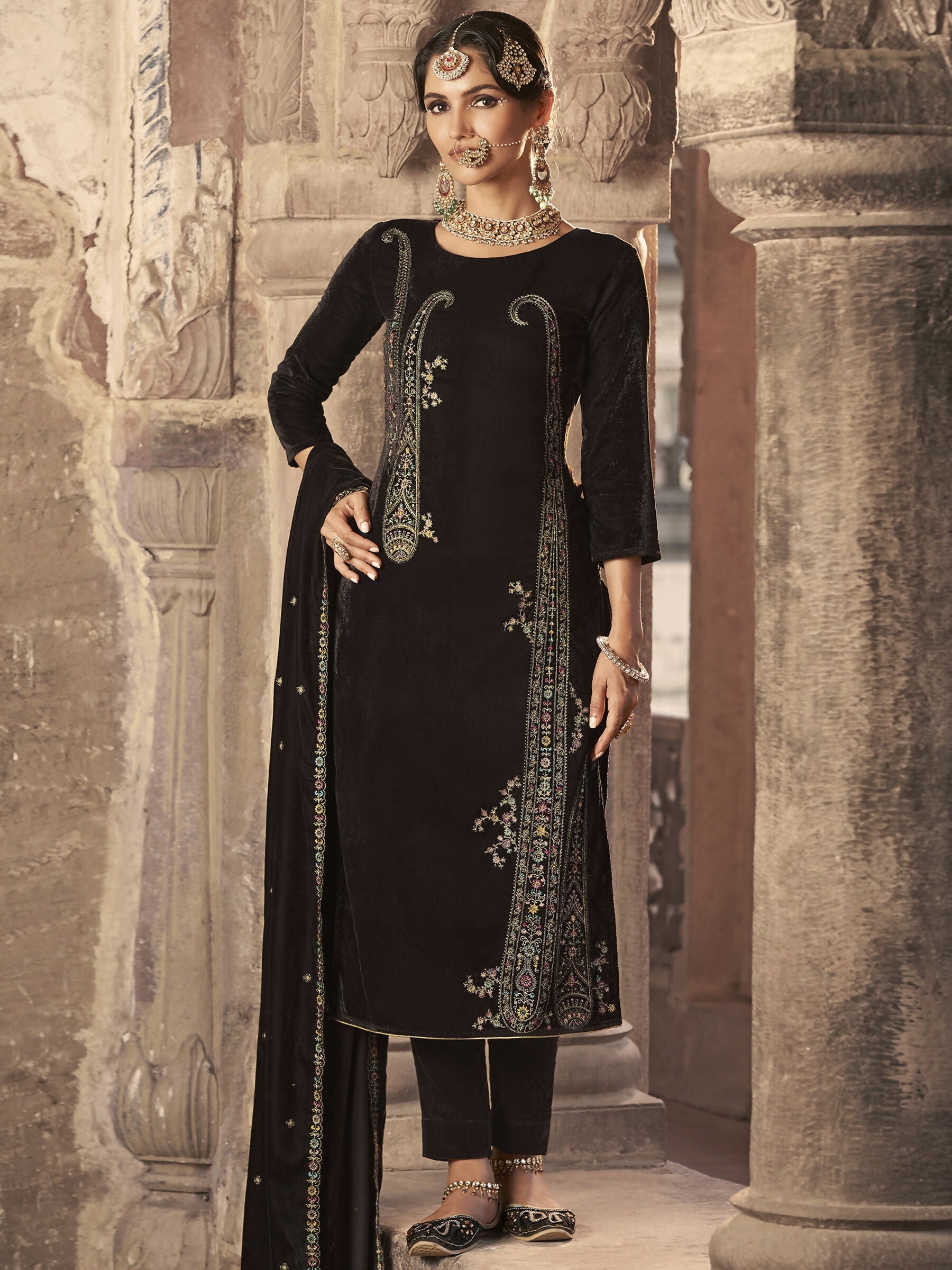 Jyoti Fashion Women's Brown Velvet Floral Resham Thread with Jari work Kurta with Trouser & Dupatta | Swadesiicart
