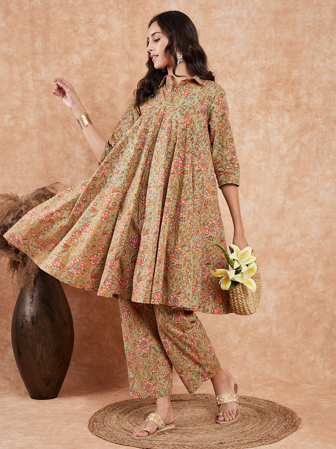 InWeave Women's Pear Green Orange Floral Print Flared Kurta Pant Set - Swadesiicart