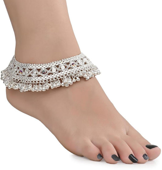 AanyaCentric Silver Plated White Metal Payal Indian Traditional Ethnic Fashion Imitation Jewellery Foot Chain | Swadesiicart