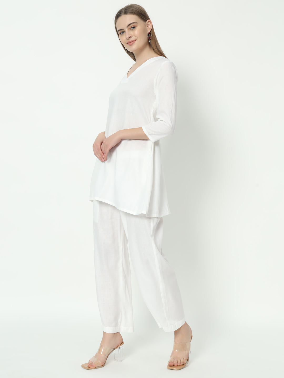 Fab Fashion White Pure Cotton V Neck Co-Ord Set - Swadesiicart
