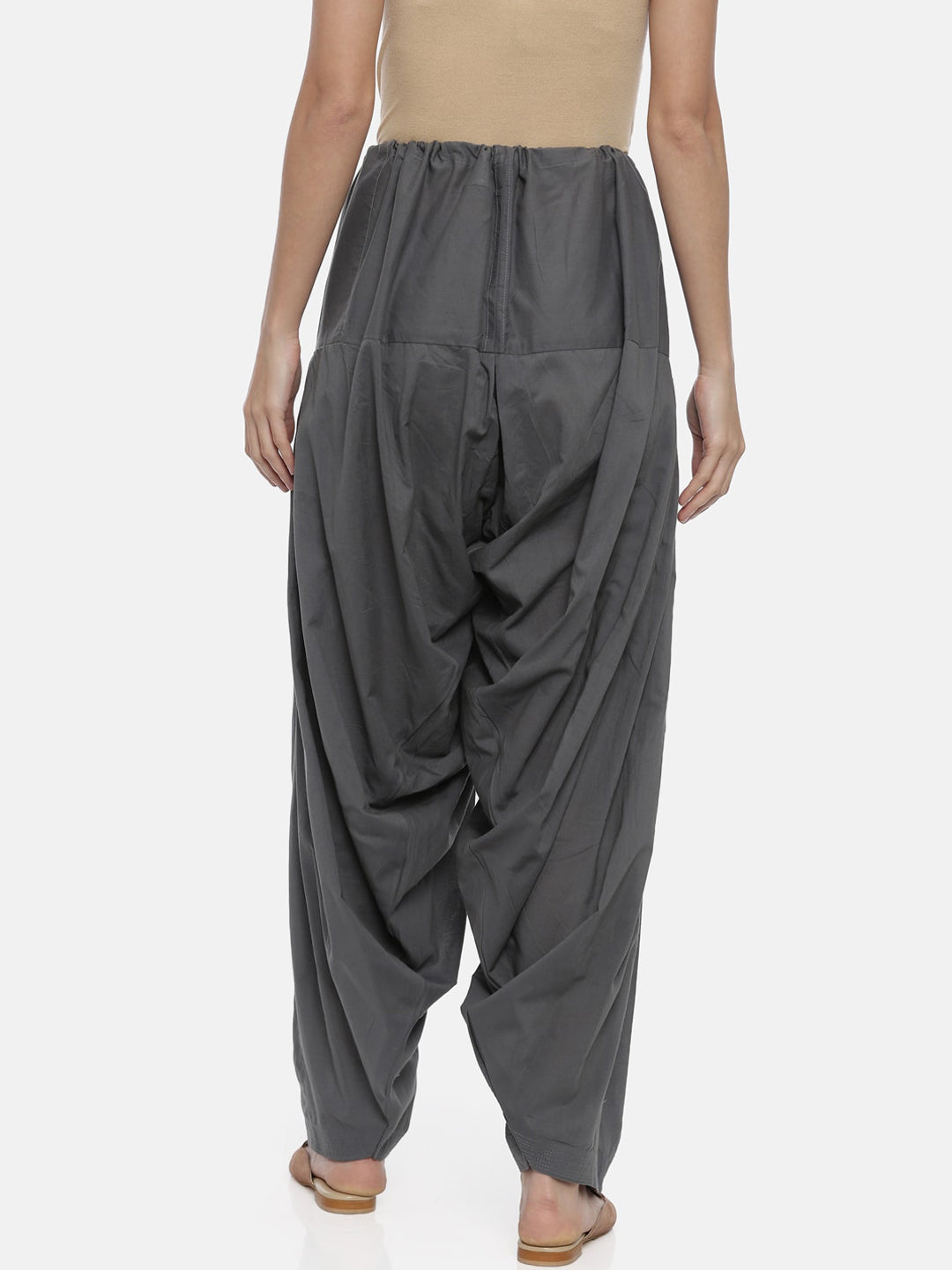 Souchii Women Grey Solid Loose-Fit Patiala - Swadesiicart