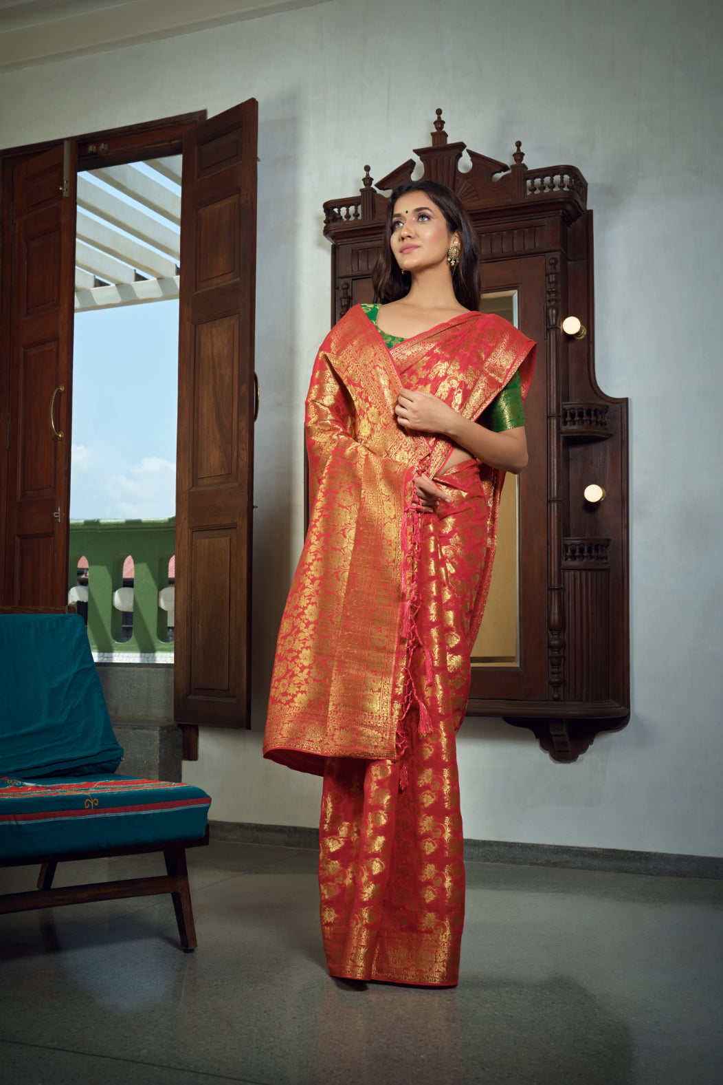 Vardha Rose Red Golden Zari Banarasi Chiffon Saree | Swadesiicart