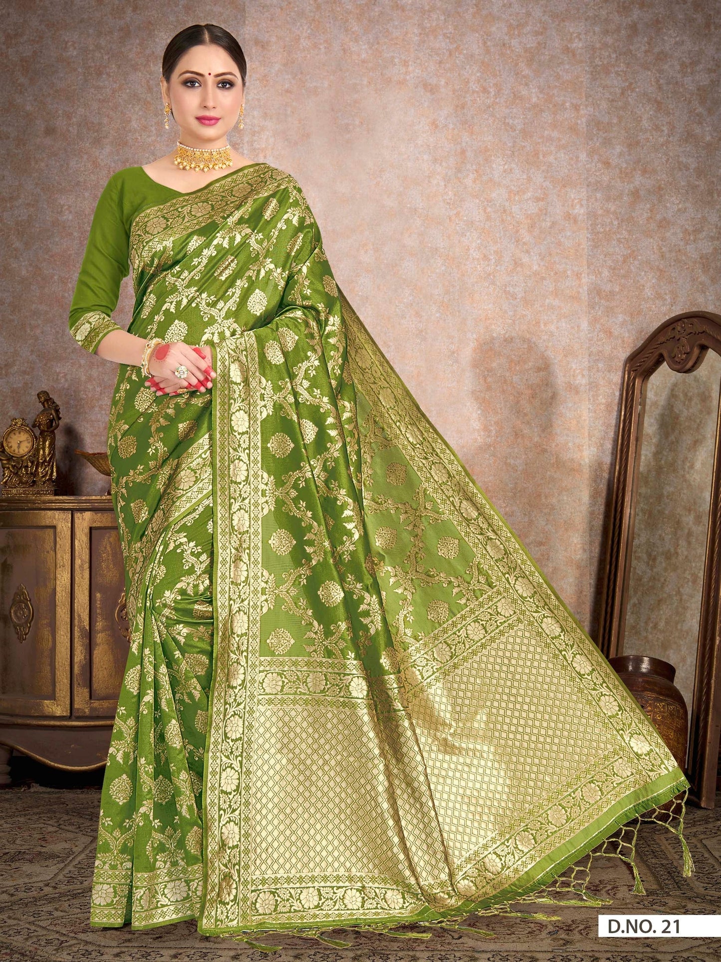 Vardha Pear Green Woven Banarasi Saree | Swadesiicart