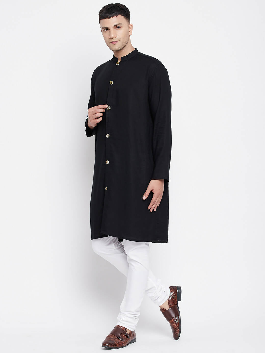 Even Apparels Black Pure Cotton Men's Sherwani Kurta With Open Front | Swadesiicart