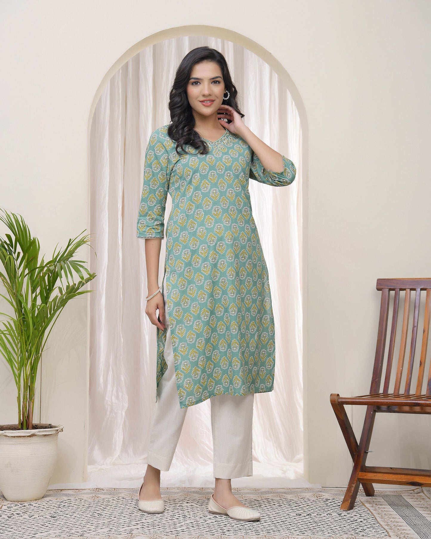 Vaasva Women Aqua Cotton Printed Straight Kurti - Swadesiicart