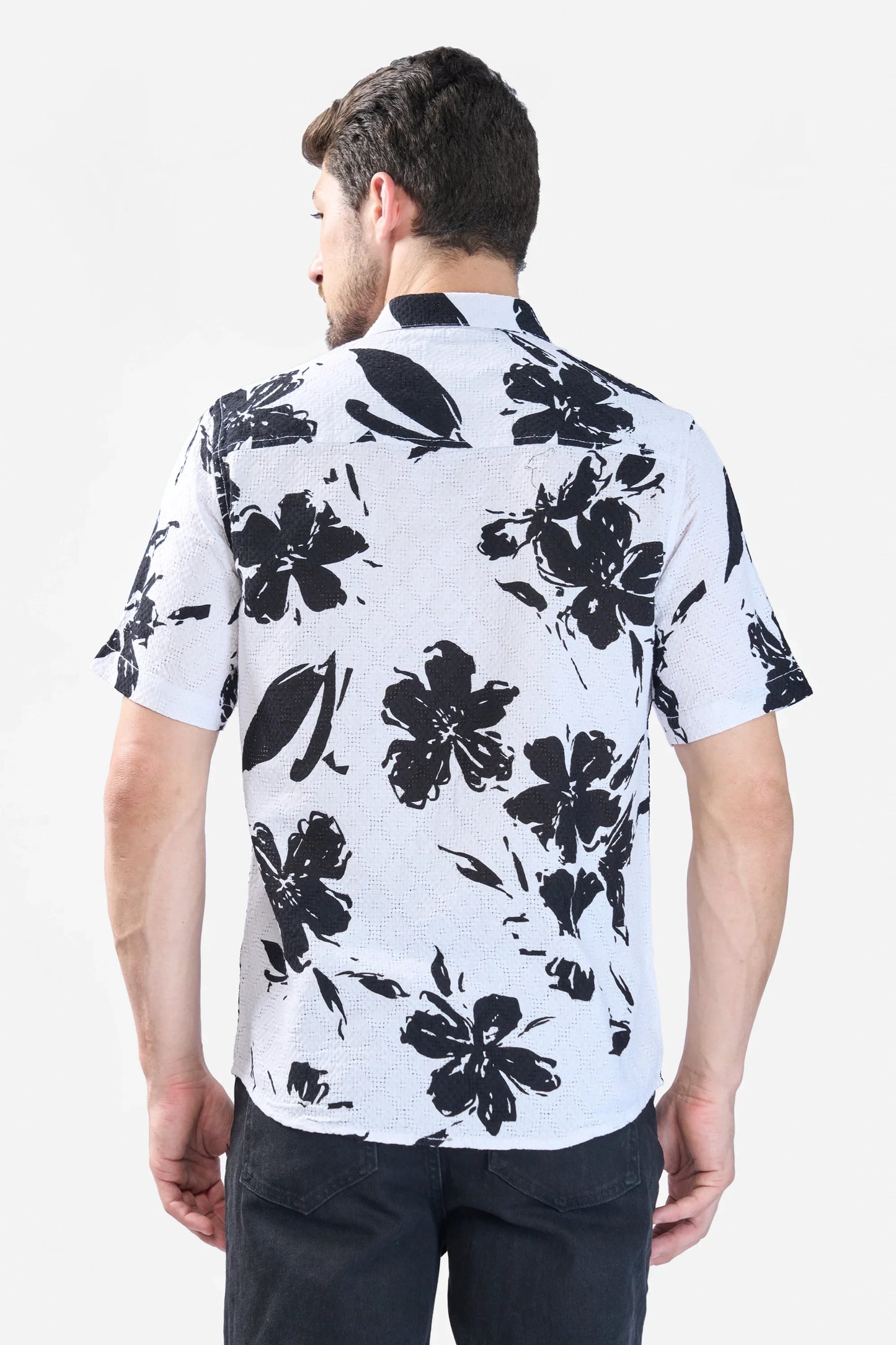 Xkind White Floral Printed Textured Regular Fit Shirt | Swadesiicart