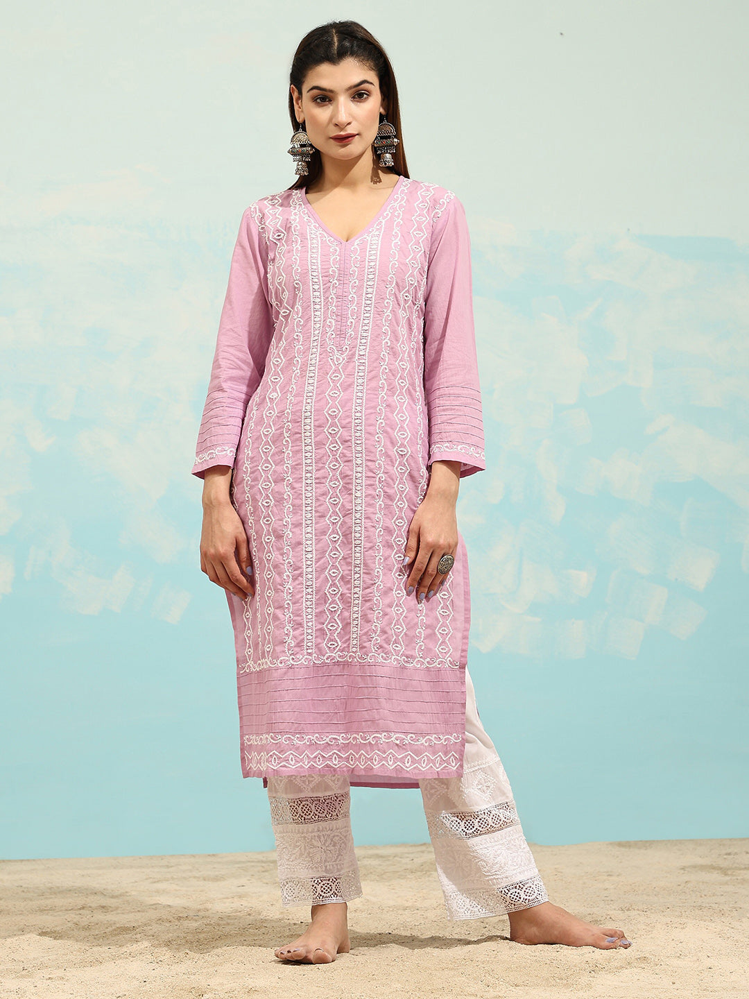 HOUSE OF KARI Cotton Floral Embroidered Chikankari Kurta | Swadesiicart