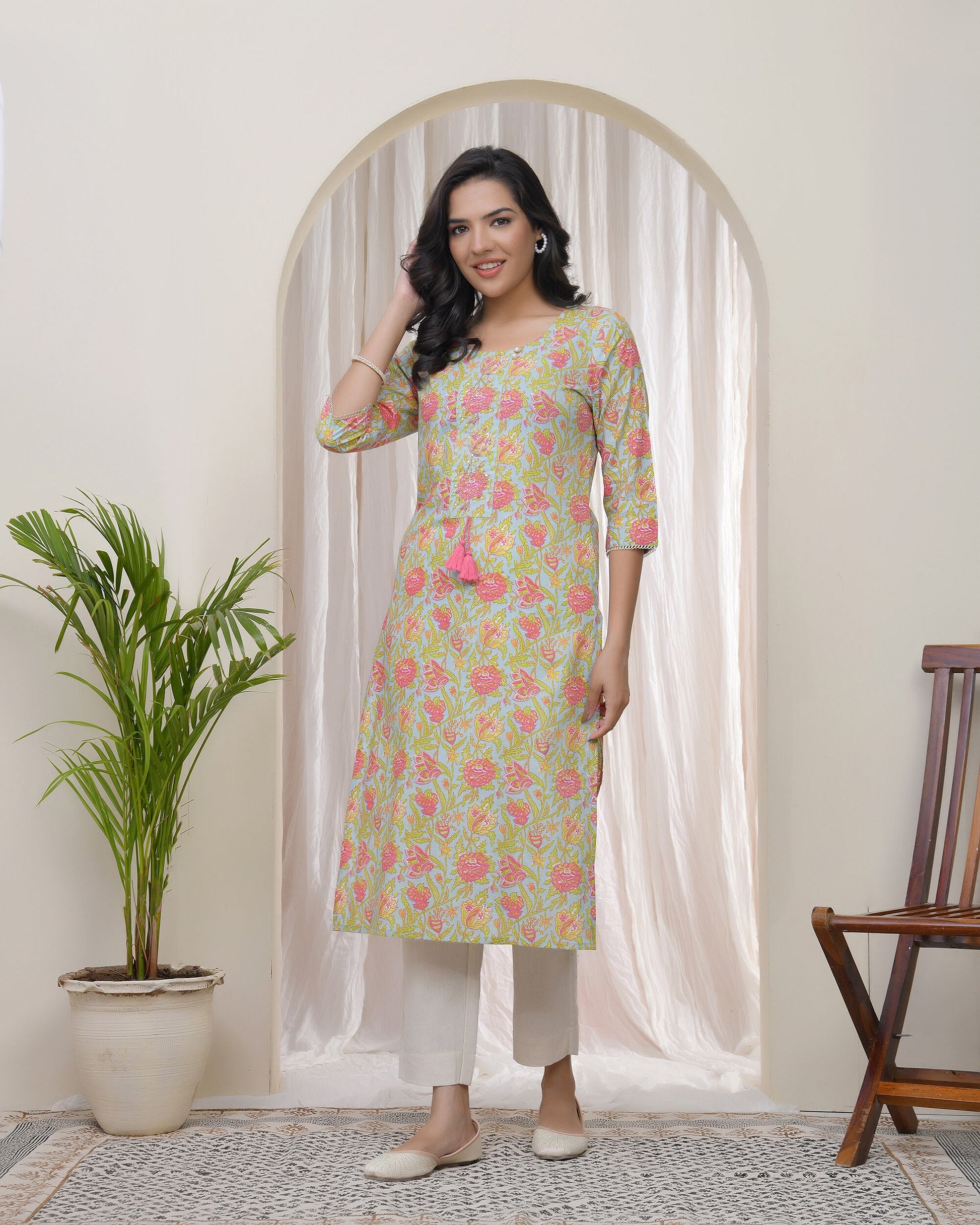 Vaasva Women Multi Cotton Printed Straight Kurti - Swadesiicart