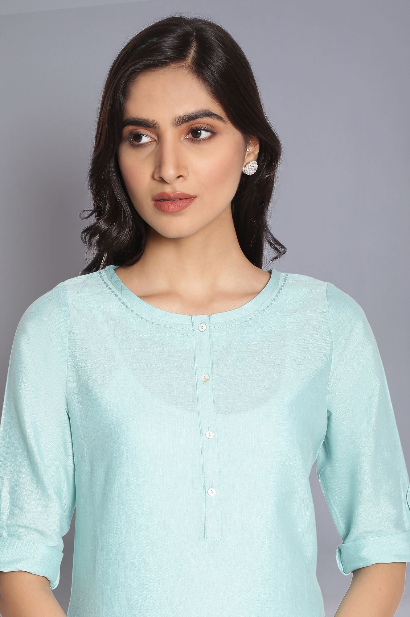 W for Woman Blue Round Neck Solid kurta