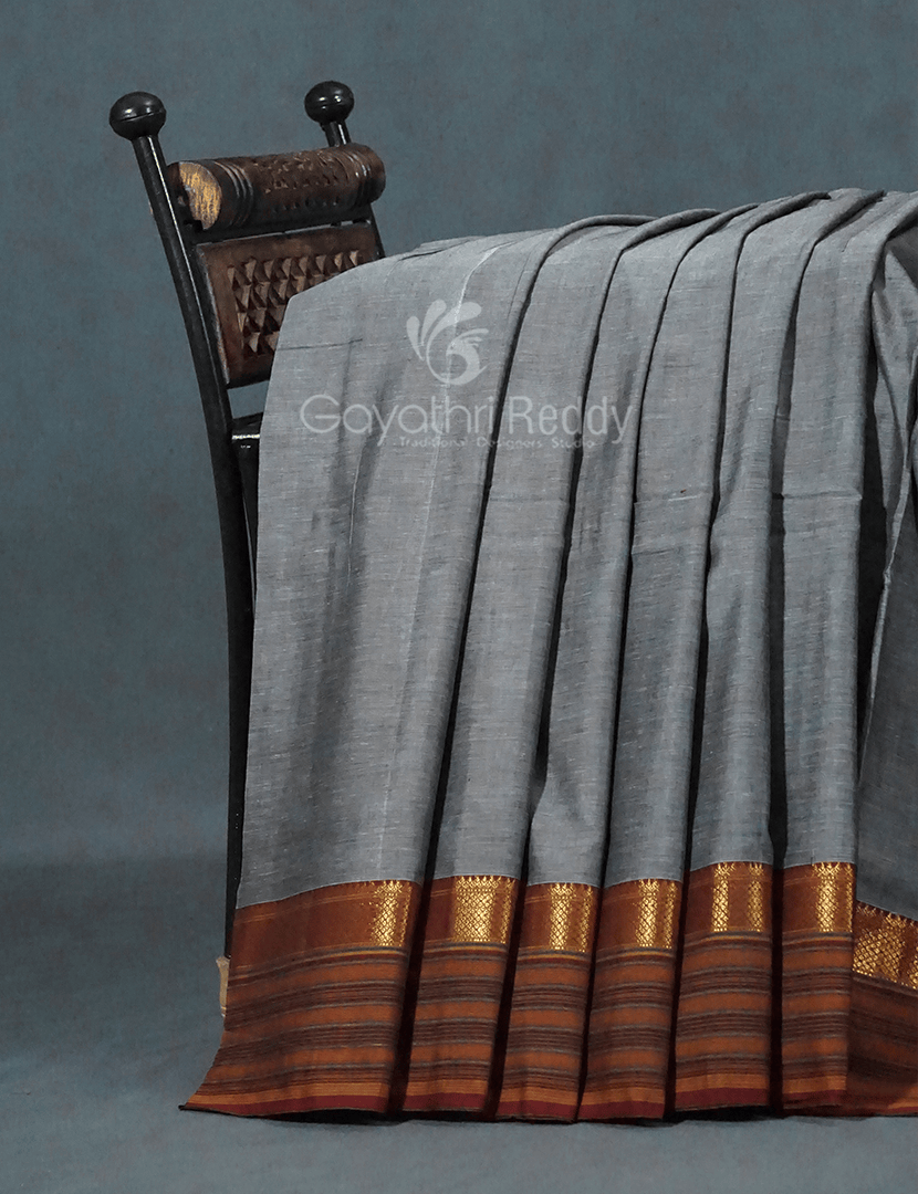Kalanetha Grey Coloured Pure Narayanpet Cotton Saree By Gayathri Reddy Designer Studio | Swadesiicart