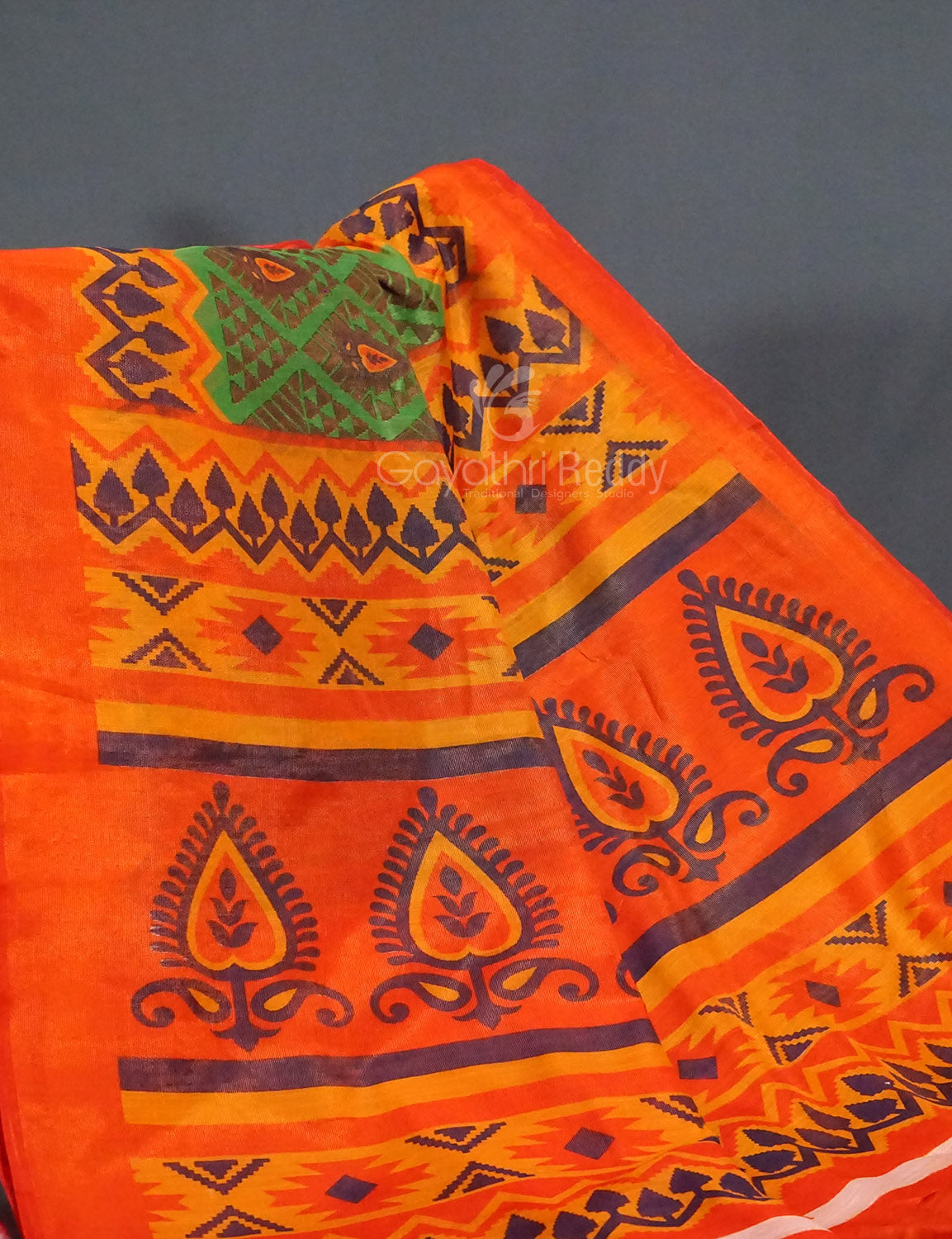Parrot Green Printed Cotton Brasso Saree By Gayathri Reddy Designer Studio | Swadesiicart