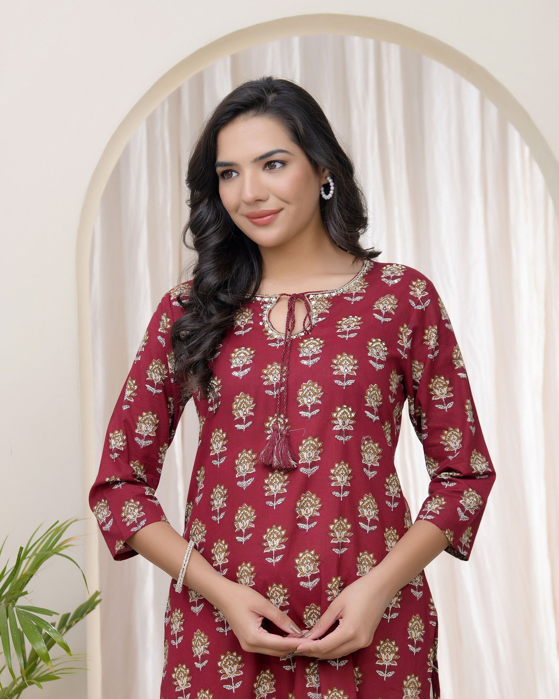 Vaasva Women Maroon Cotton Printed Straight Kurti | Swadesiicart