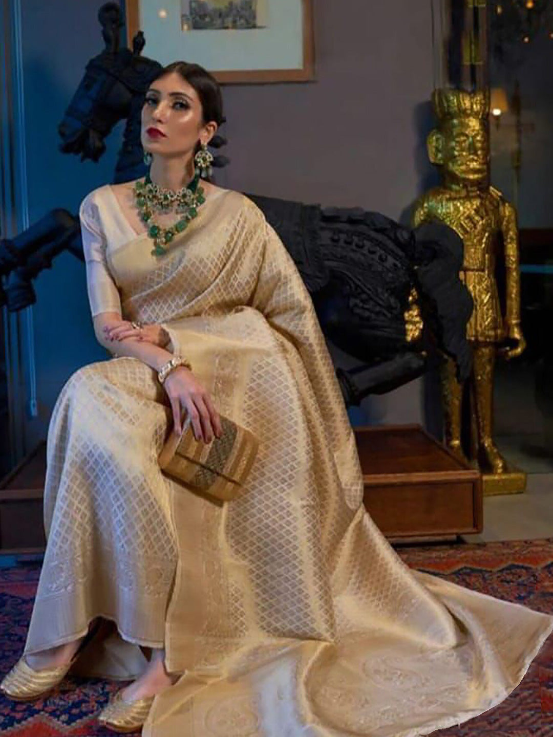 Kalini Woven Design Zari Banarasi Saree | Swadesiicart