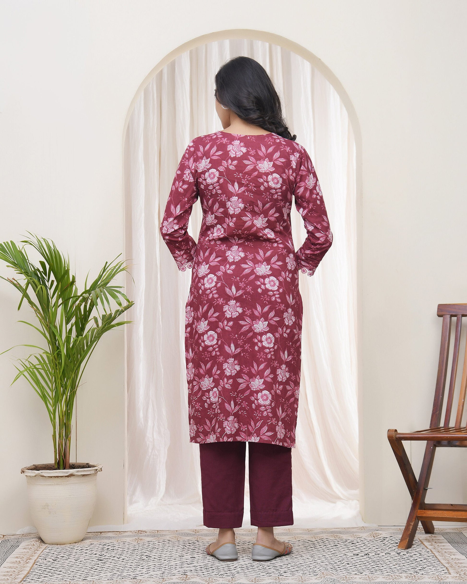Vaasva Women Magenta Cotton Printed Straight Kurti - Swadesiicart
