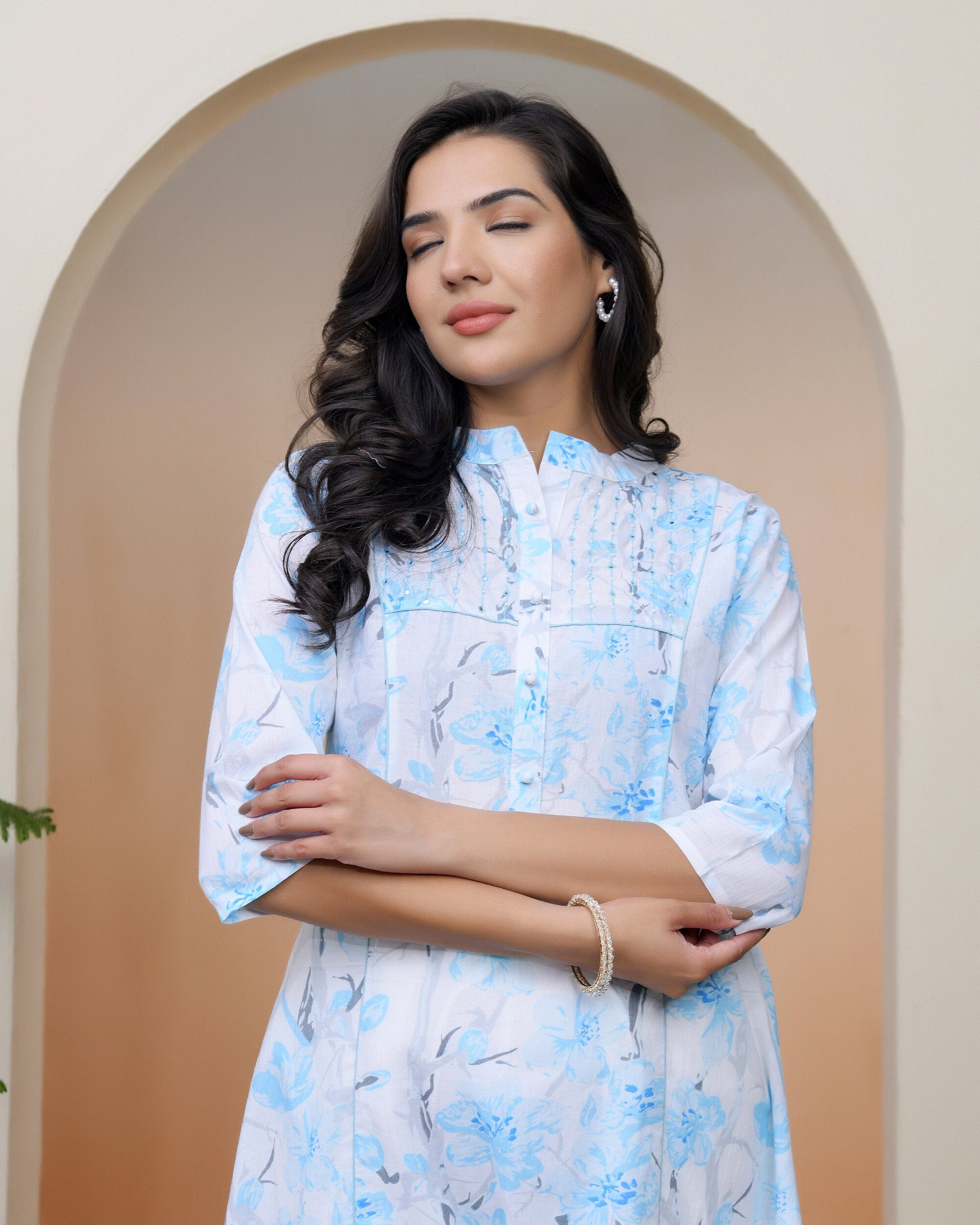 Vaasva Women White Floral Cotton Printed Flare Kurti | Swadesiicart