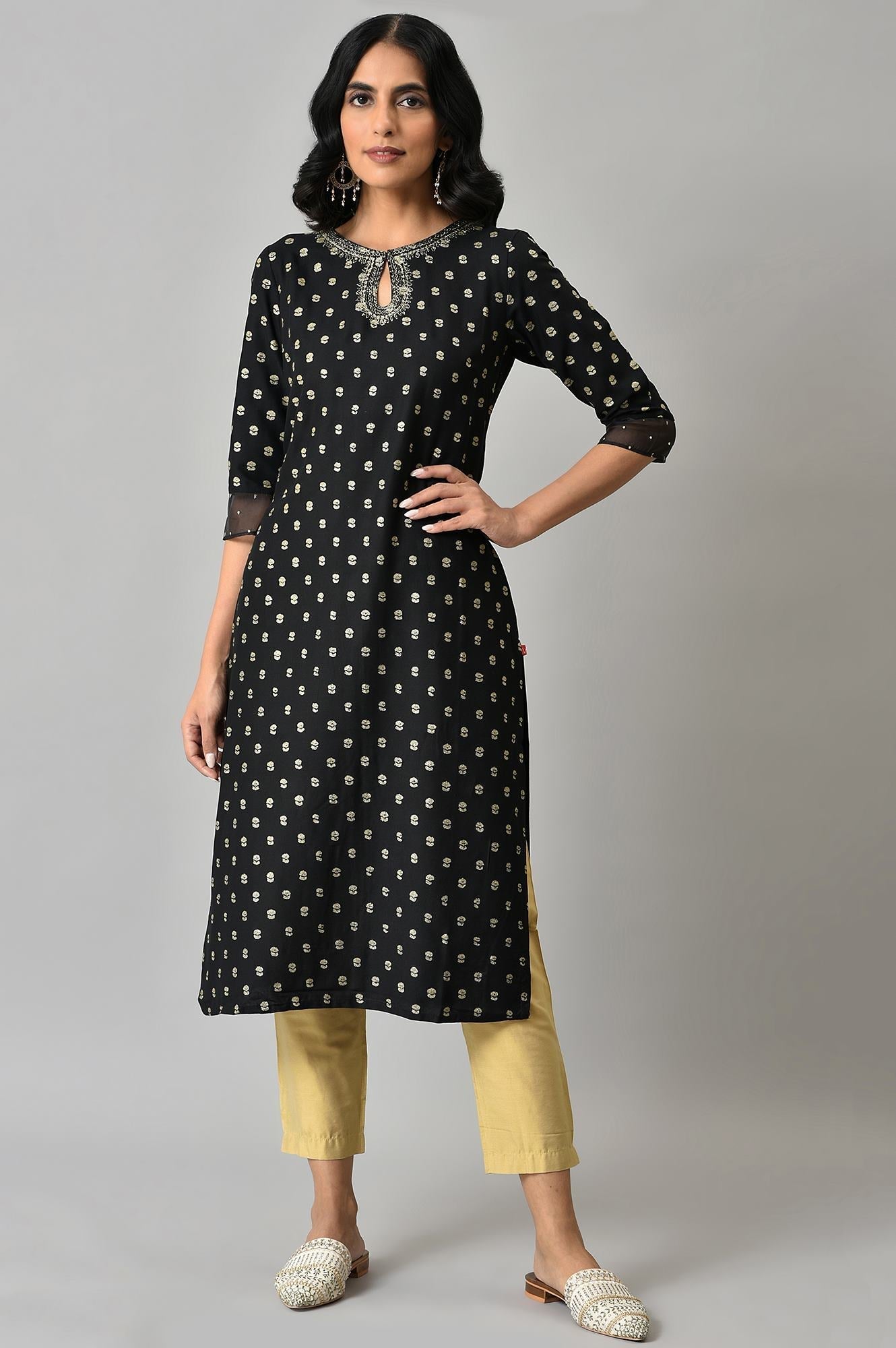 W for Woman Black Glitter Printed Rayon Straight Kurta with Embroidered Neck
