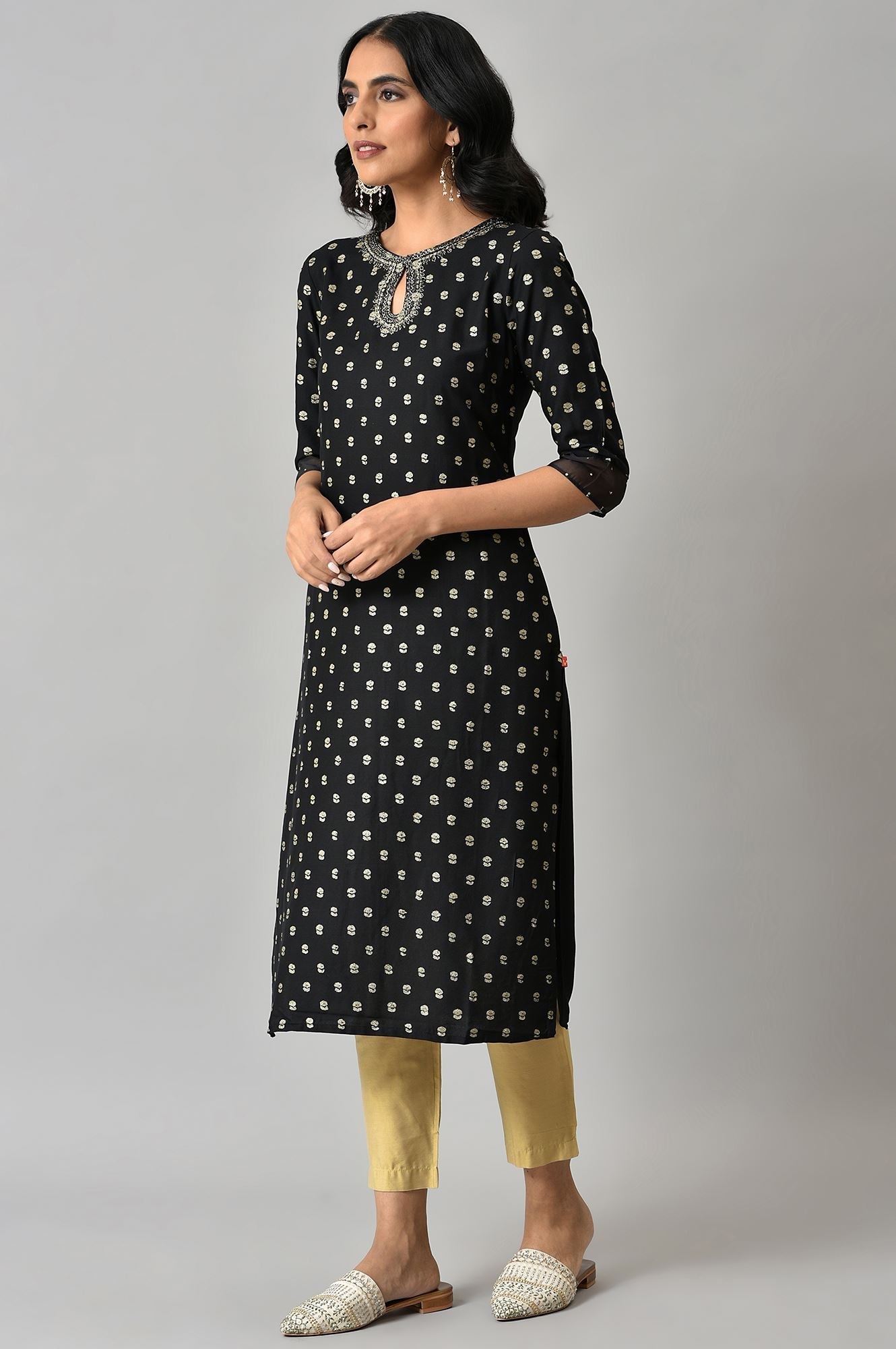 W for Woman Black Glitter Printed Rayon Straight Kurta with Embroidered Neck